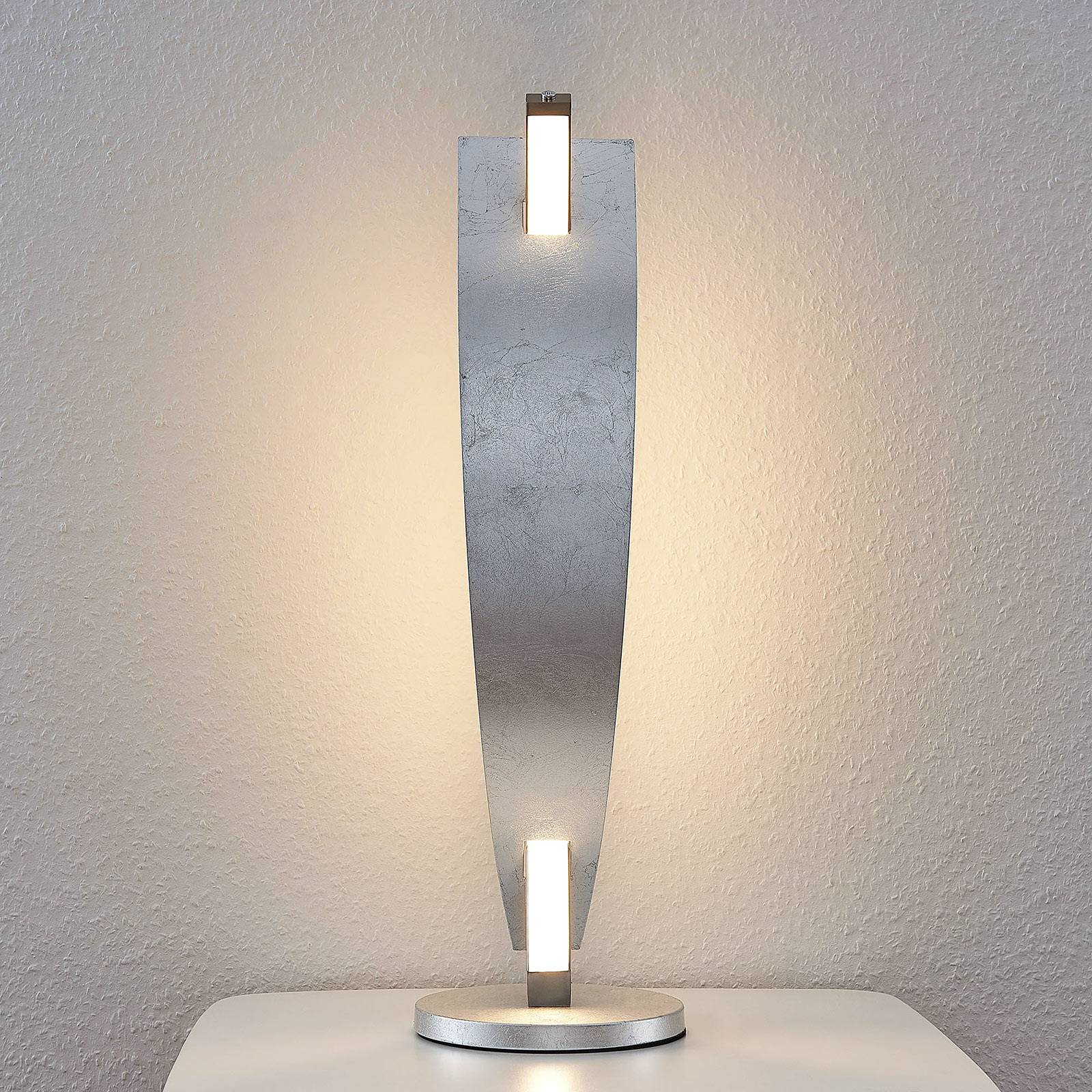 Lucande LED stolní lampa Marija, elegantní stříbrný vzhled