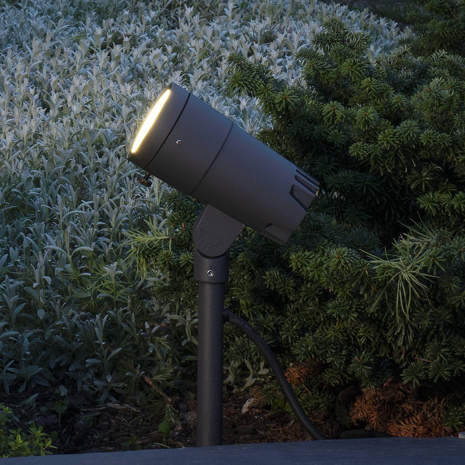Konstsmide LED reflektor se zemním hrotem Andria 230 V, 9 W