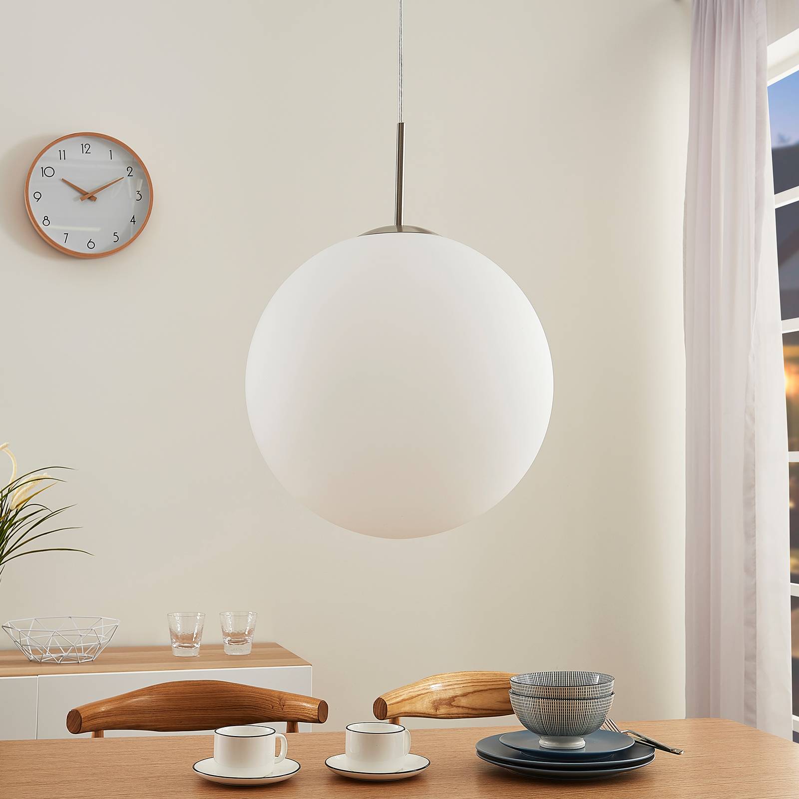 Lindby Lindby Rhona závěsné světlo, opálová koule, 30 cm