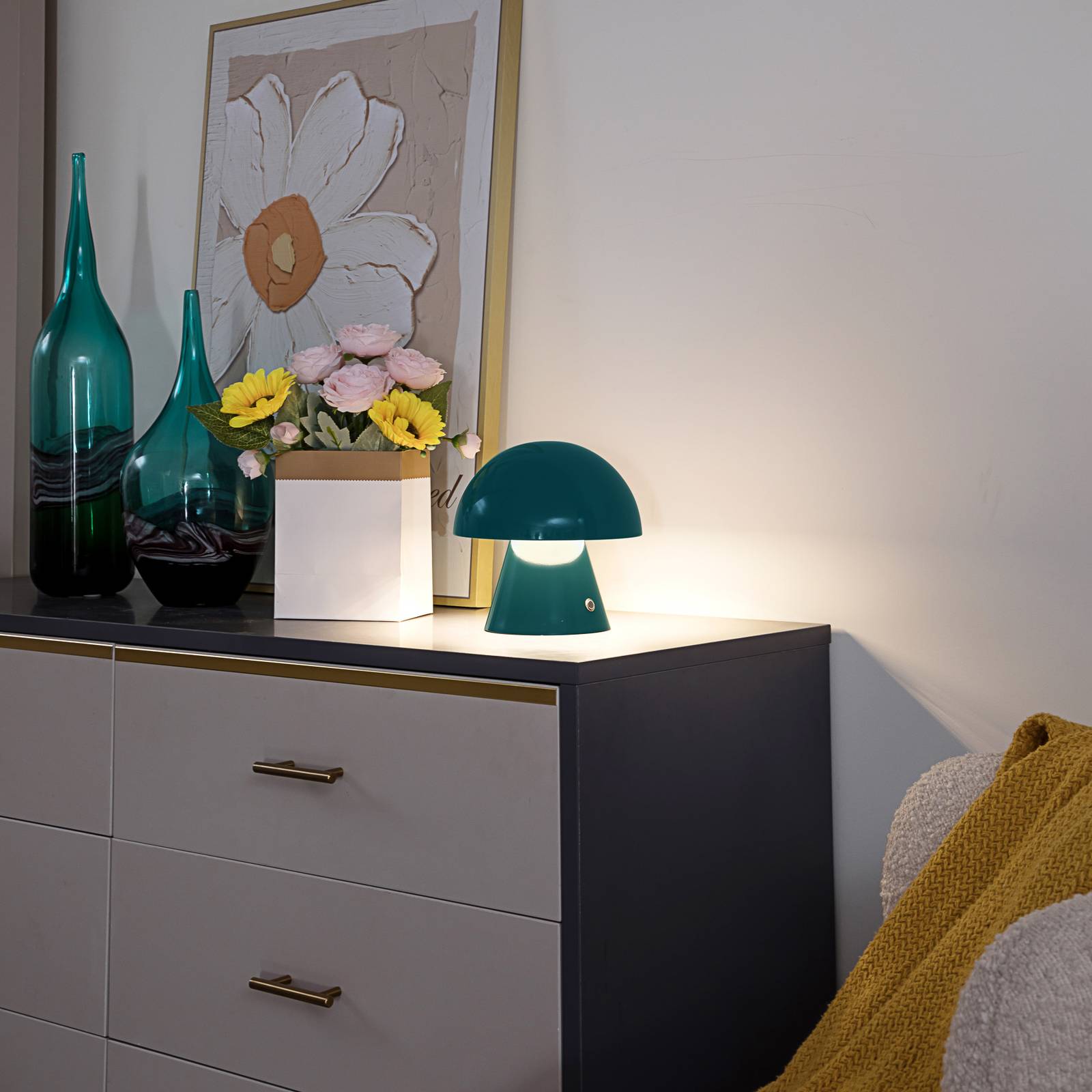 Lindby Lindby LED dobíjecí stolní lampa Nevijo, benzín, USB, dotykový stmívač