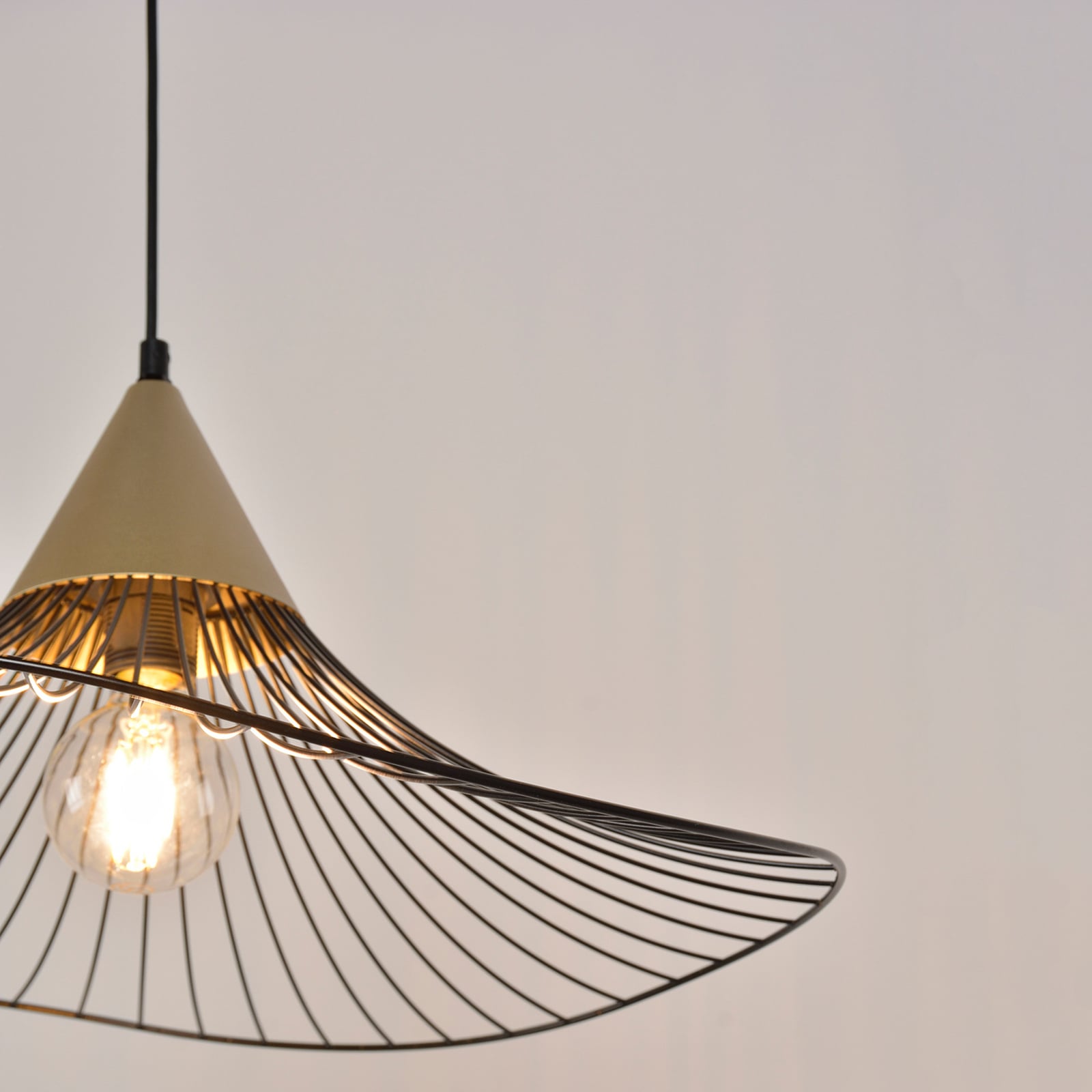 Lampada a sospensione Lizzie nera/ottone Ø 60 cm - COREP SAS