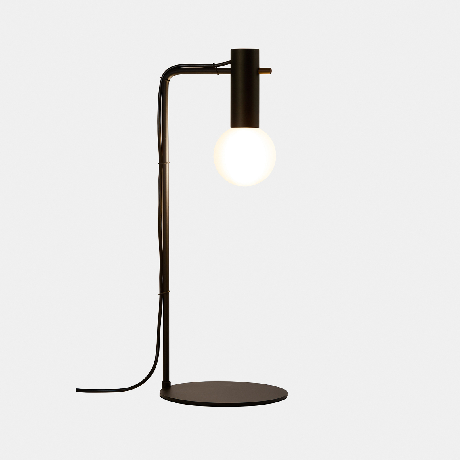 LEDS-C4 Nude Curved bordslampa E27 svart