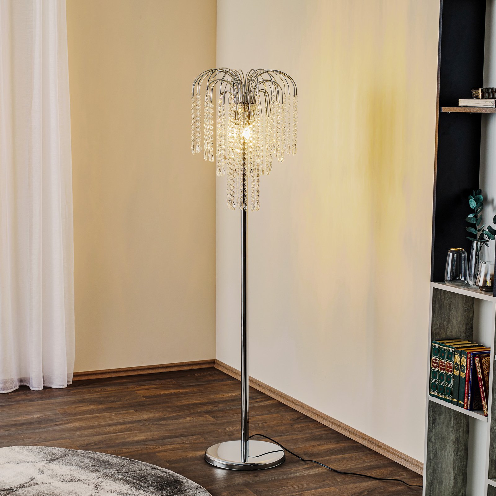 Pioggia floor lamp with crystal rain, chrome