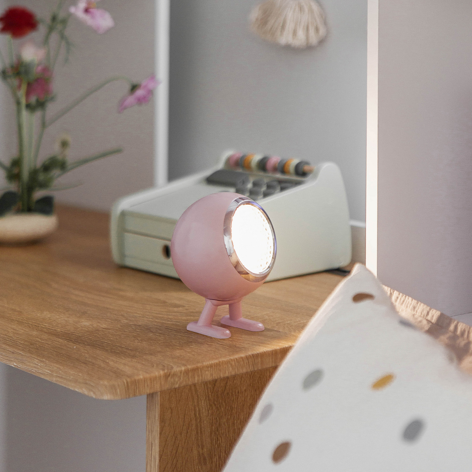 Norbitt 3.0 LED rechargeable desk lamp, pink, CCT - MR. WATTSON