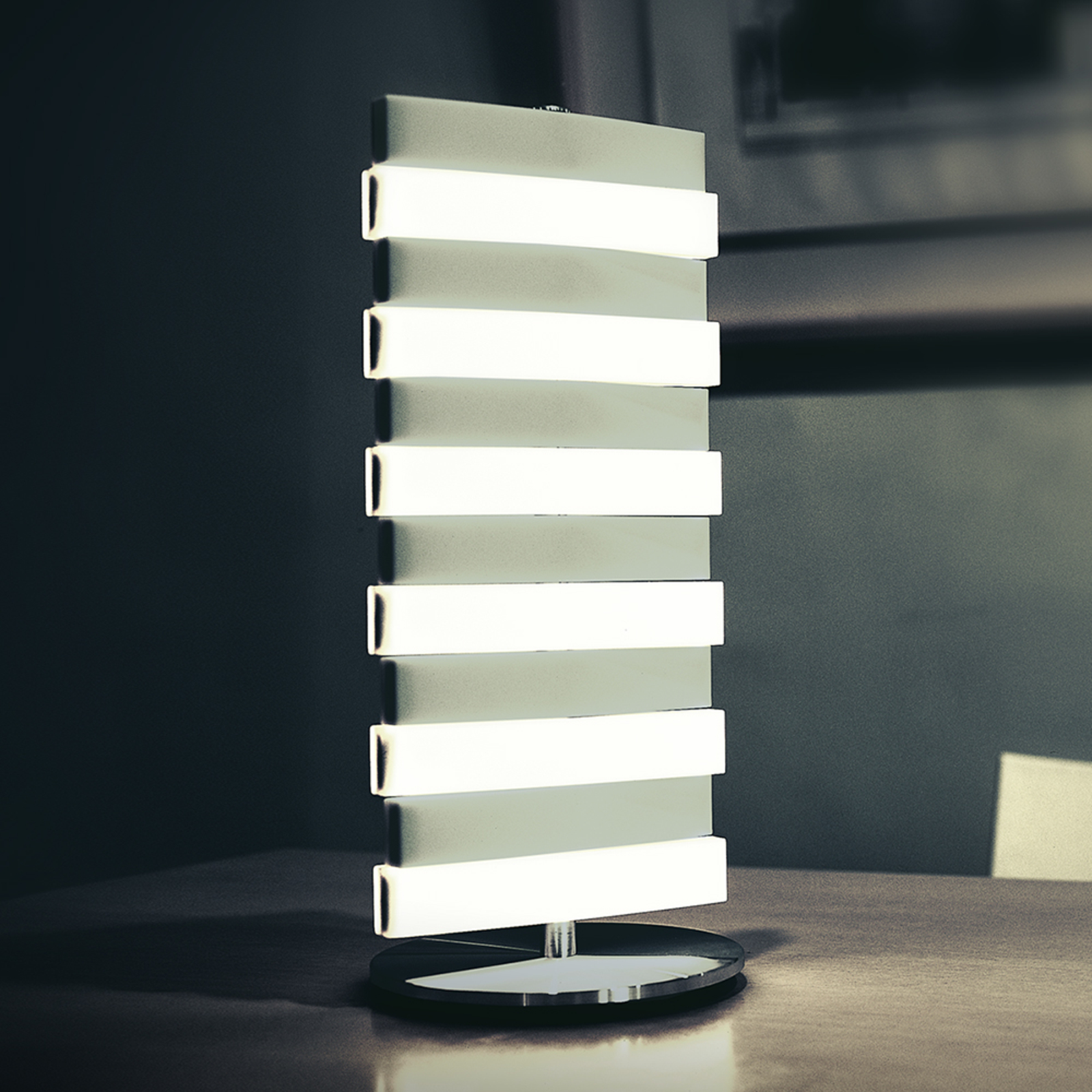 QisDesign Extraordinary LED table lamp Piano, for Living / Dining Room, polycarbonate, stainless steel, 15 W, energy efficiency: A+, H: 46 cm