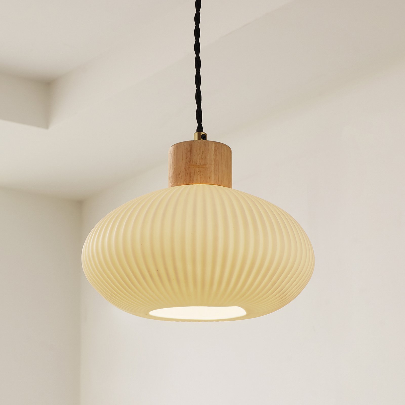Paulie Pendant White - Lindby