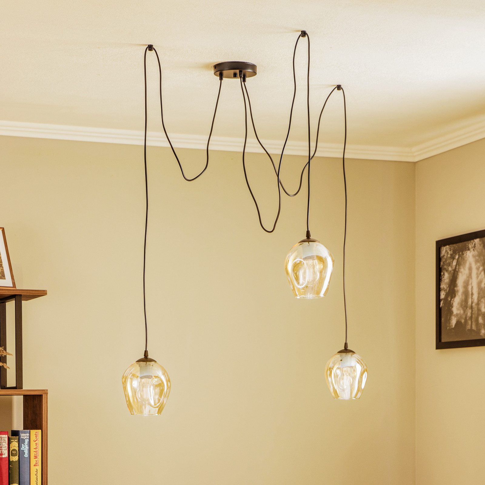 EMIBIG LIGHTING Lampă suspendată Starla sticlă chihlimbar 3 becuri descentrate - Camera de zi / sufragerie - Modern - negru chihlimbar - Metal