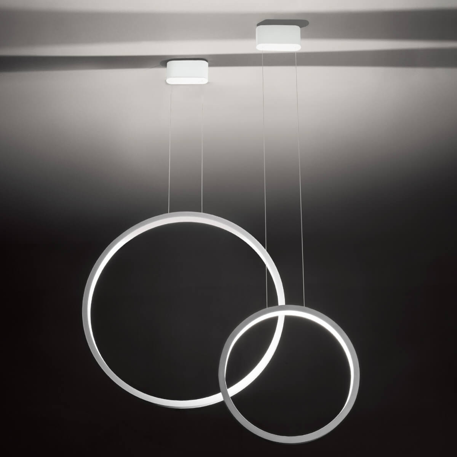 Cini&Nils Assolo - weiße LED-Hängeleuchte, 43 cm