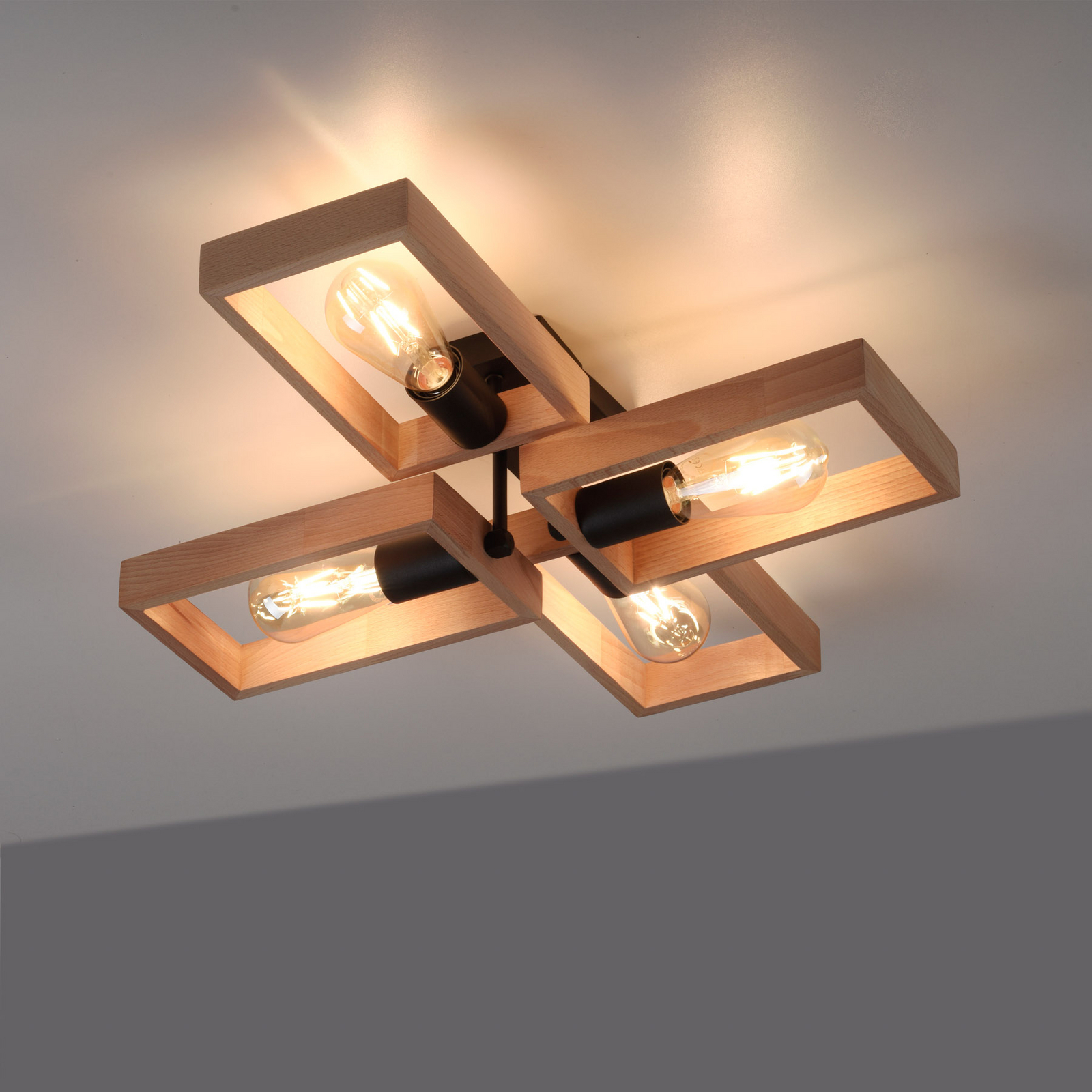 Ramtaklampa Av Tr Fyra Lampor Lamp24 se Ramtaklampa Av Tr Fyra Lampor Lamp24 se
