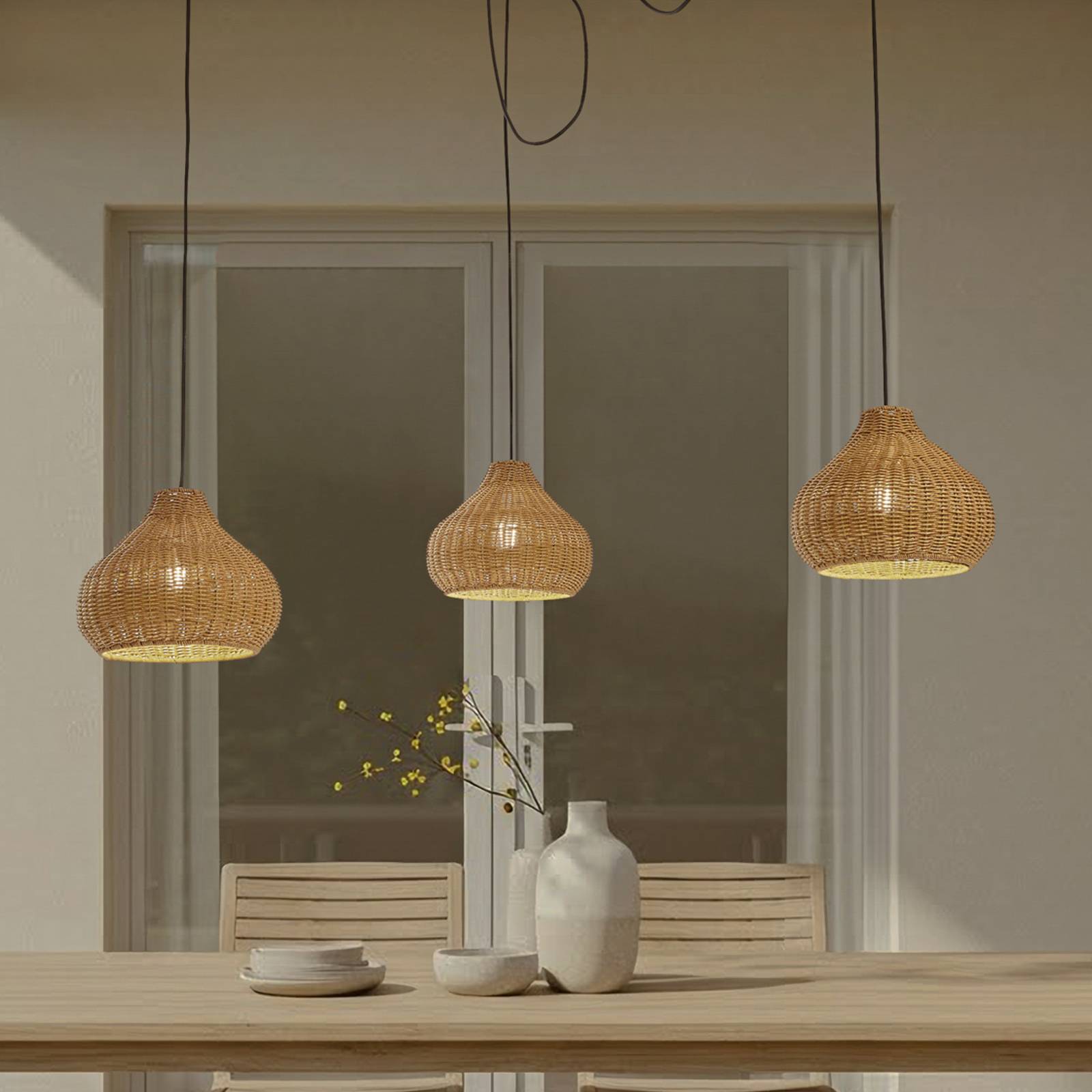 Lucande Außenhängelampe Taniola, 3-flg., beige, Rattan, IP44 günstig online kaufen