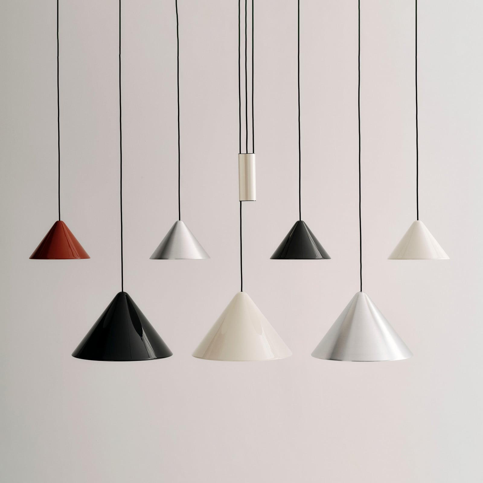 Compass Pendellampe, schwarz, Ø 43 cm, E27 HAY - Wohnzimmer - Design - Aluminium - Einflammig