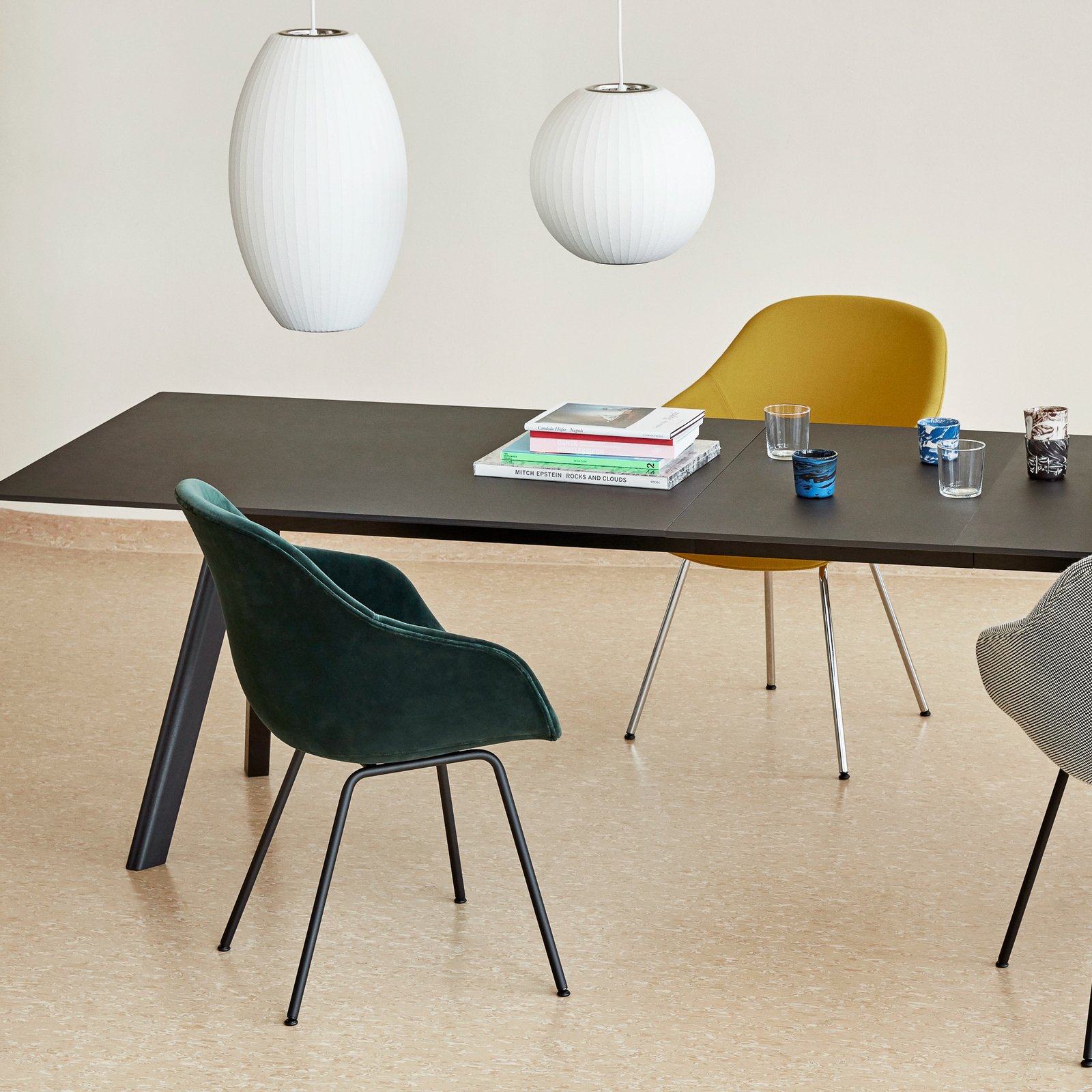 Nelson Cigar Bubble Pendel S Off-White - Herman Miller