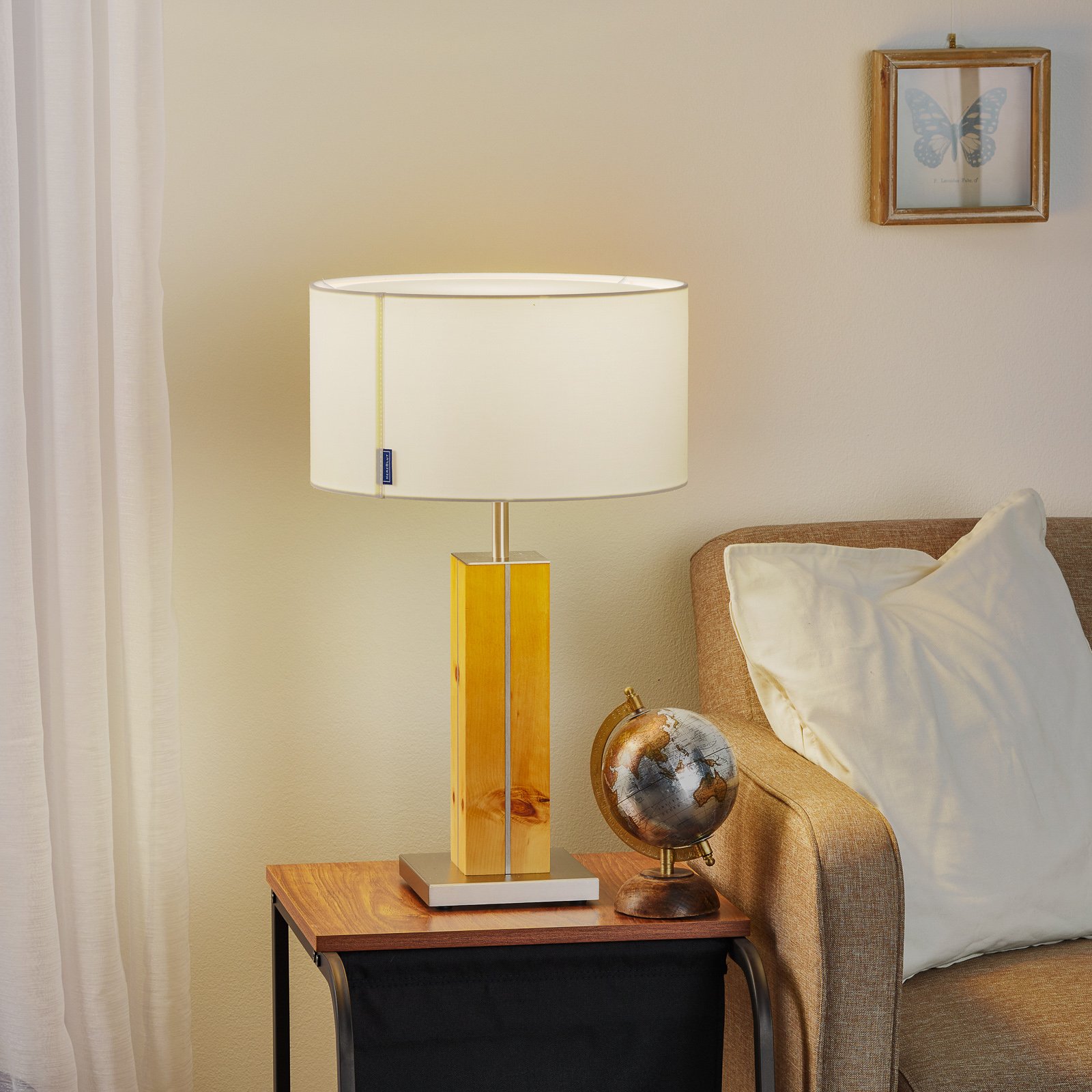 HerzBlut Dana lámpara de mesa, pino, blanco, 56cm