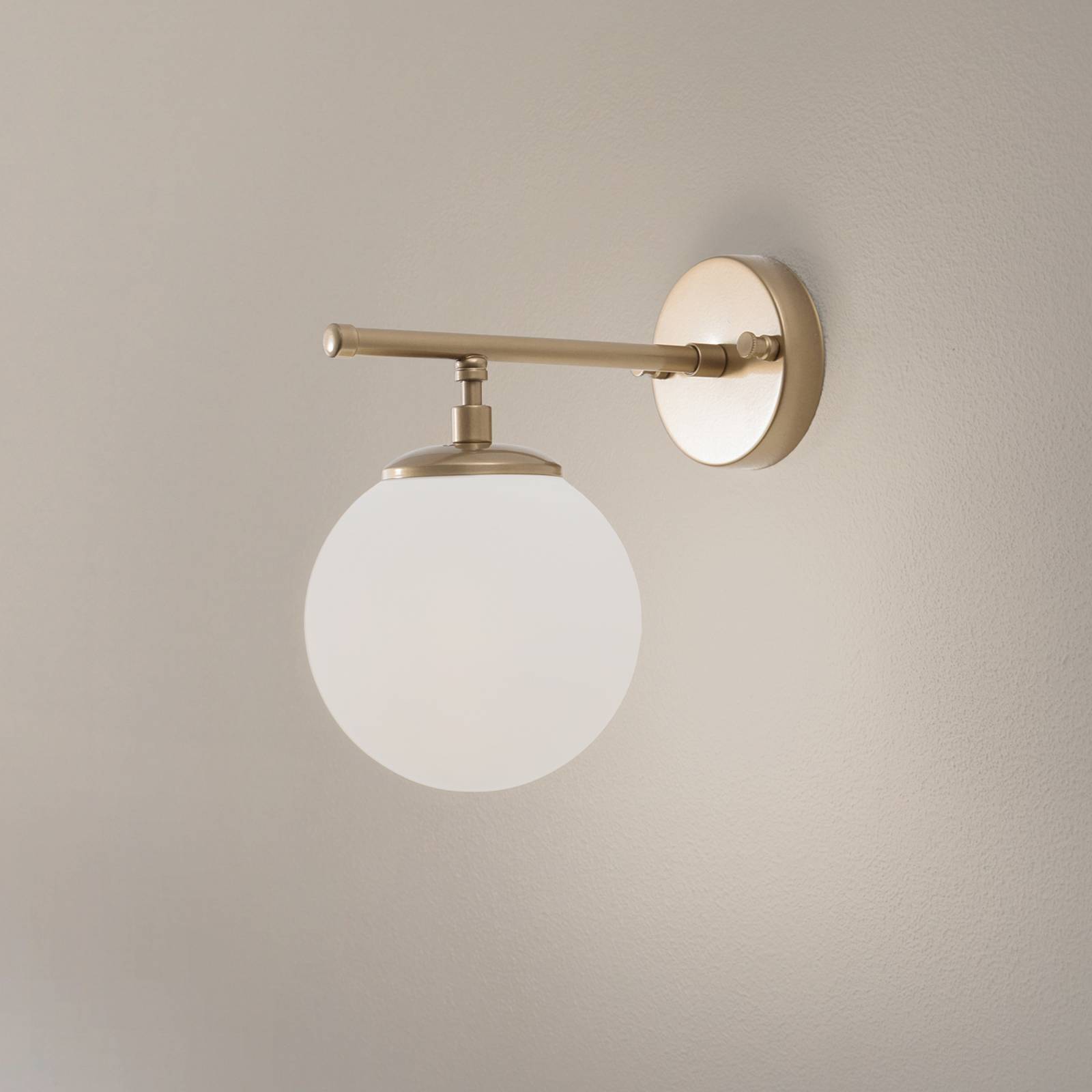 Wandleuchte Roe, goldfarben, Glas, Höhe 24 cm, E14 günstig online kaufen