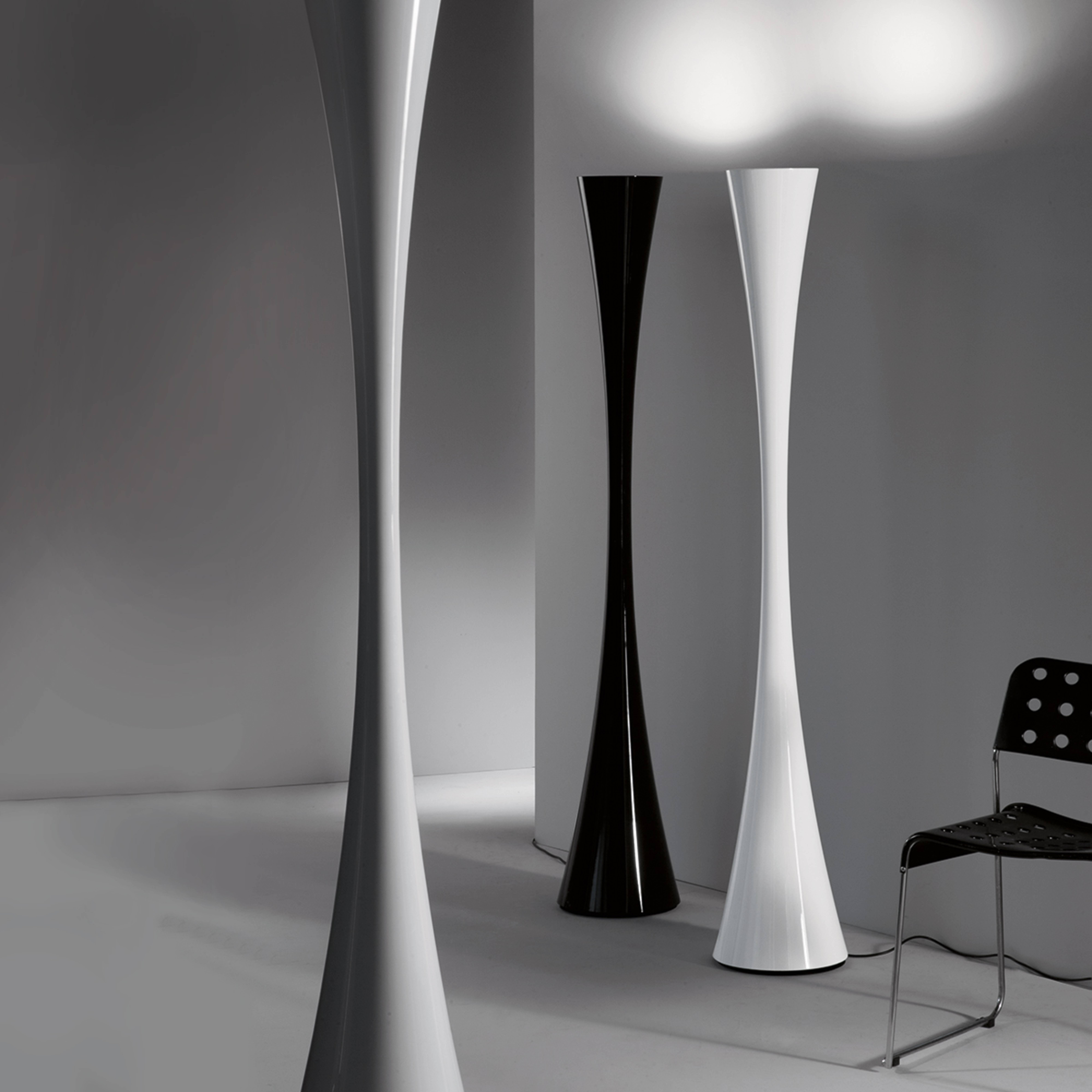 Martinelli Luce Bionica lámpara LED 180 cm negro