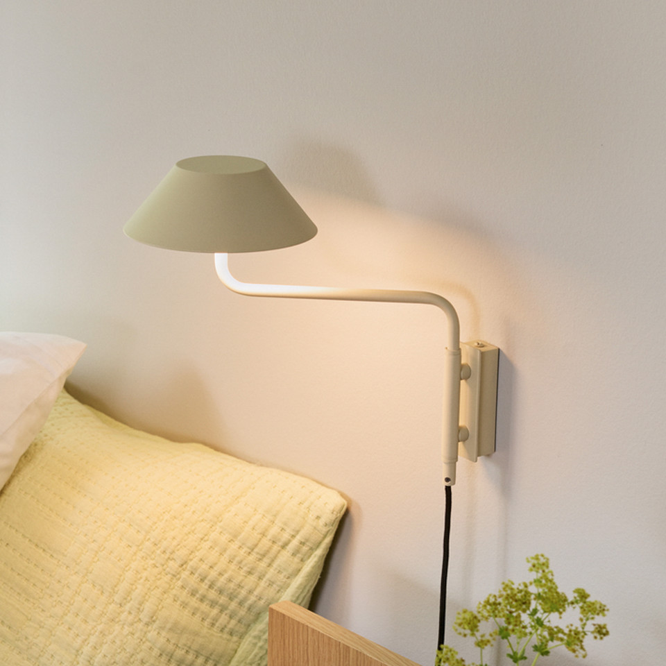 Hübsch COVER LED-vägglampa i sandfärg, beige från Hübsch