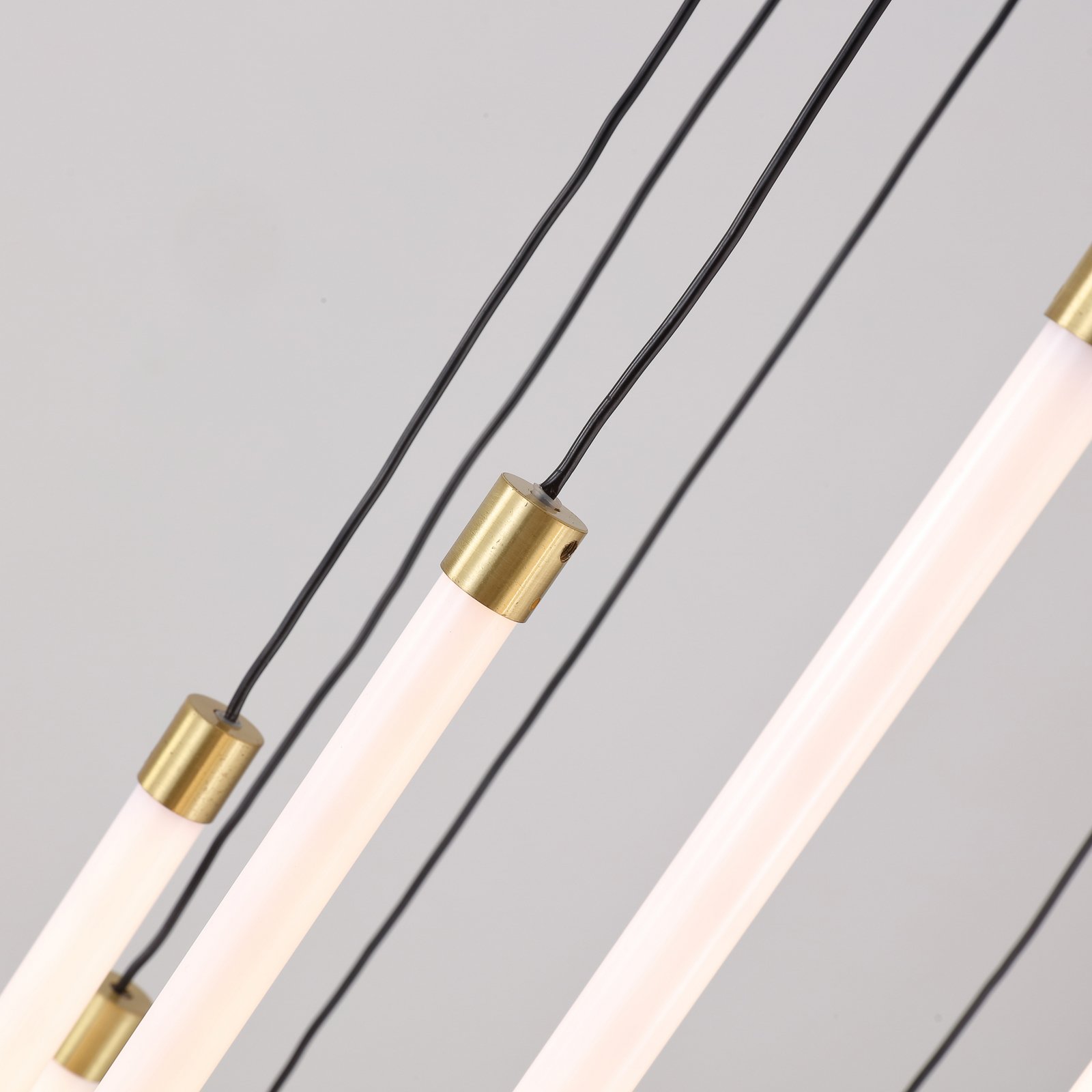 Suspension LED Flare, couleur laiton, Ø 35 cm, CCT, à 12 lampes.
