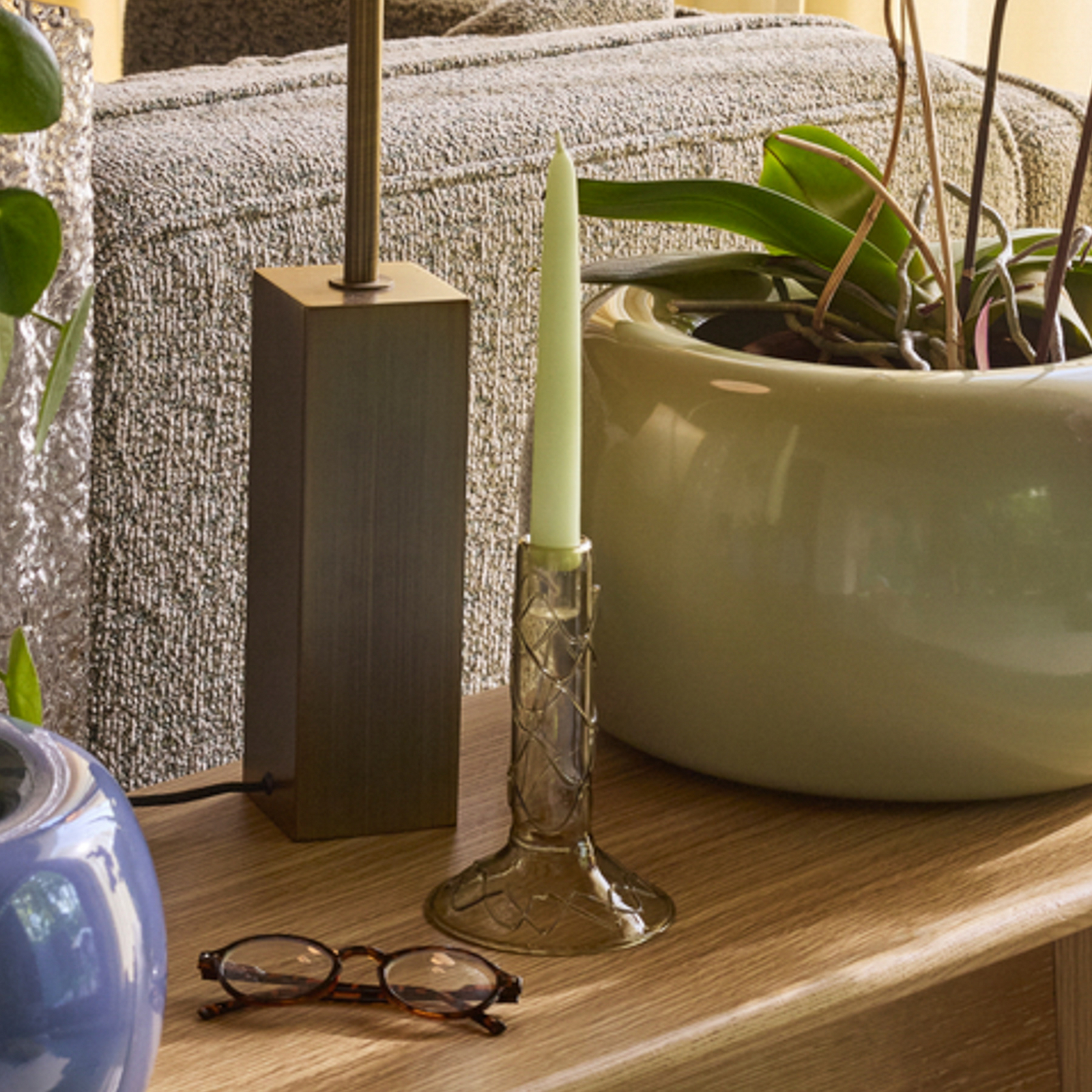 Portavelas Doodle verde oliva, 17 cm de altura - Hübsch