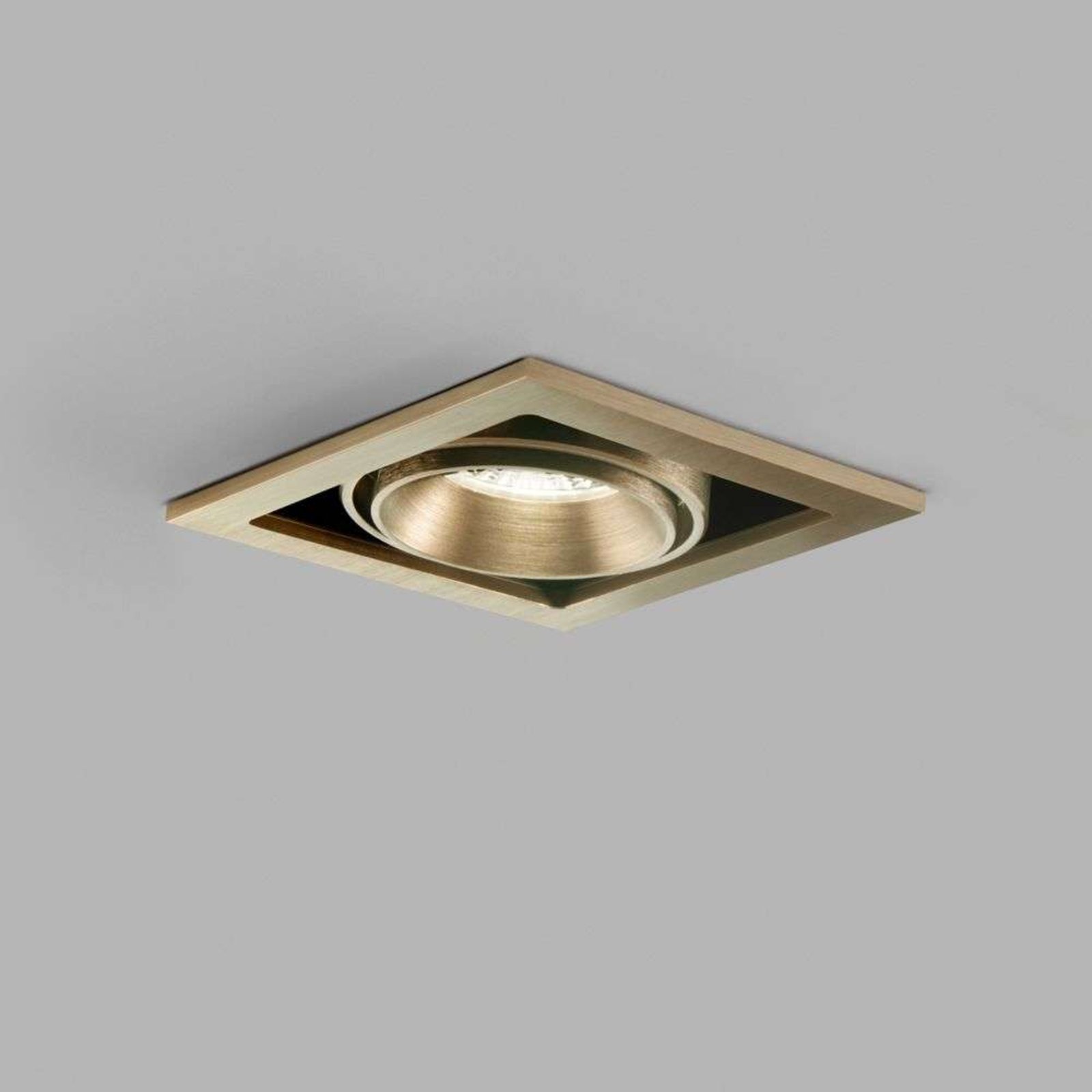 Ghost 1 Spotul Încastrat 6W 2700/3000K Brass - LIGHT-POINT