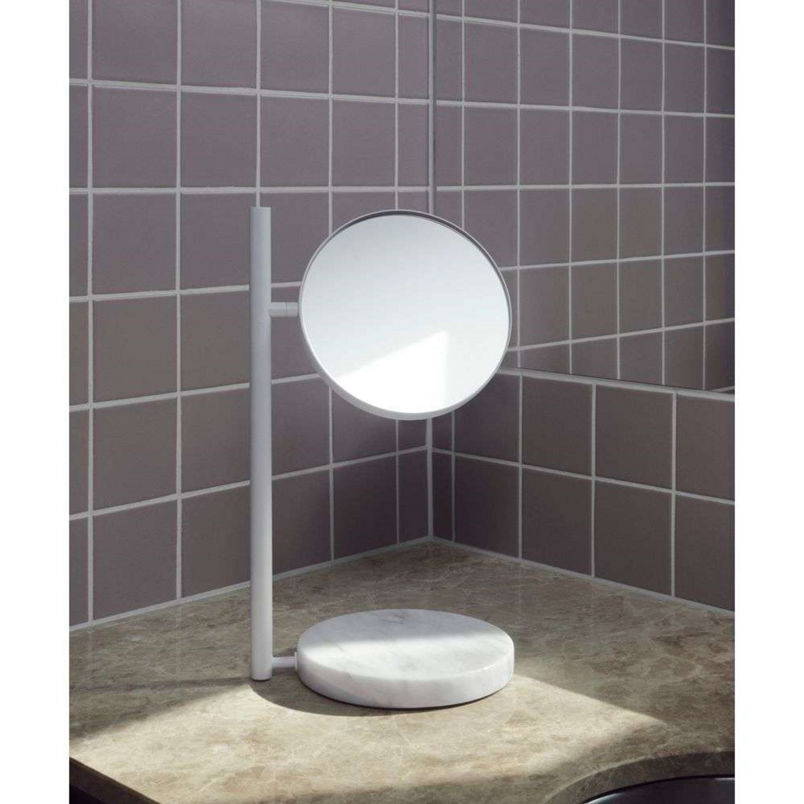 Pose Mirror White - Normann Copenhagen