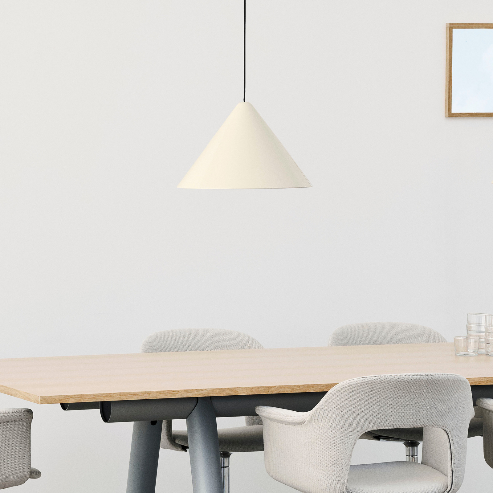 Závěsné světlo Compass, bílé, Ø 26 cm, GX53 – HAY