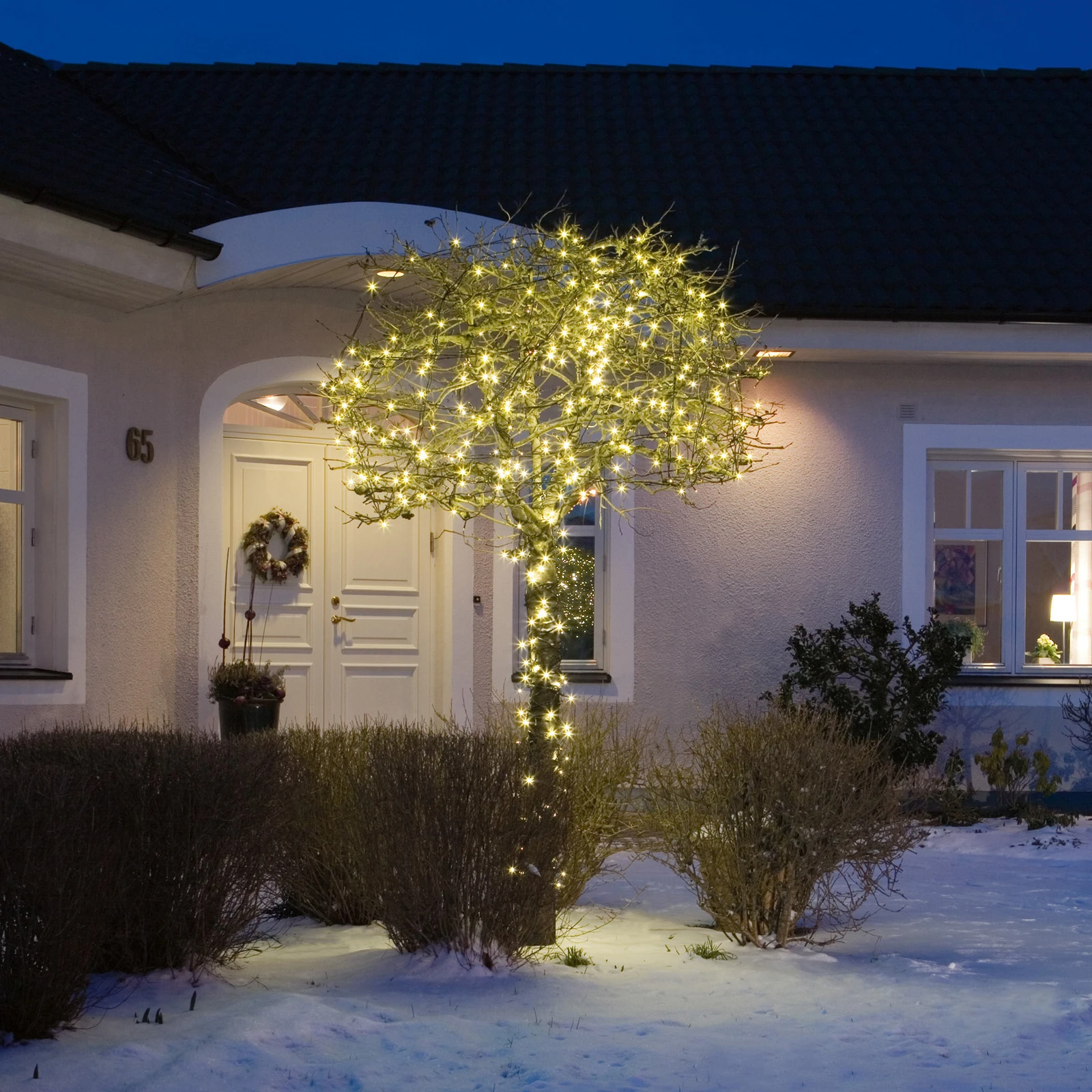LED-Lichterkette außen 200-fl. schwarz/warmweiß