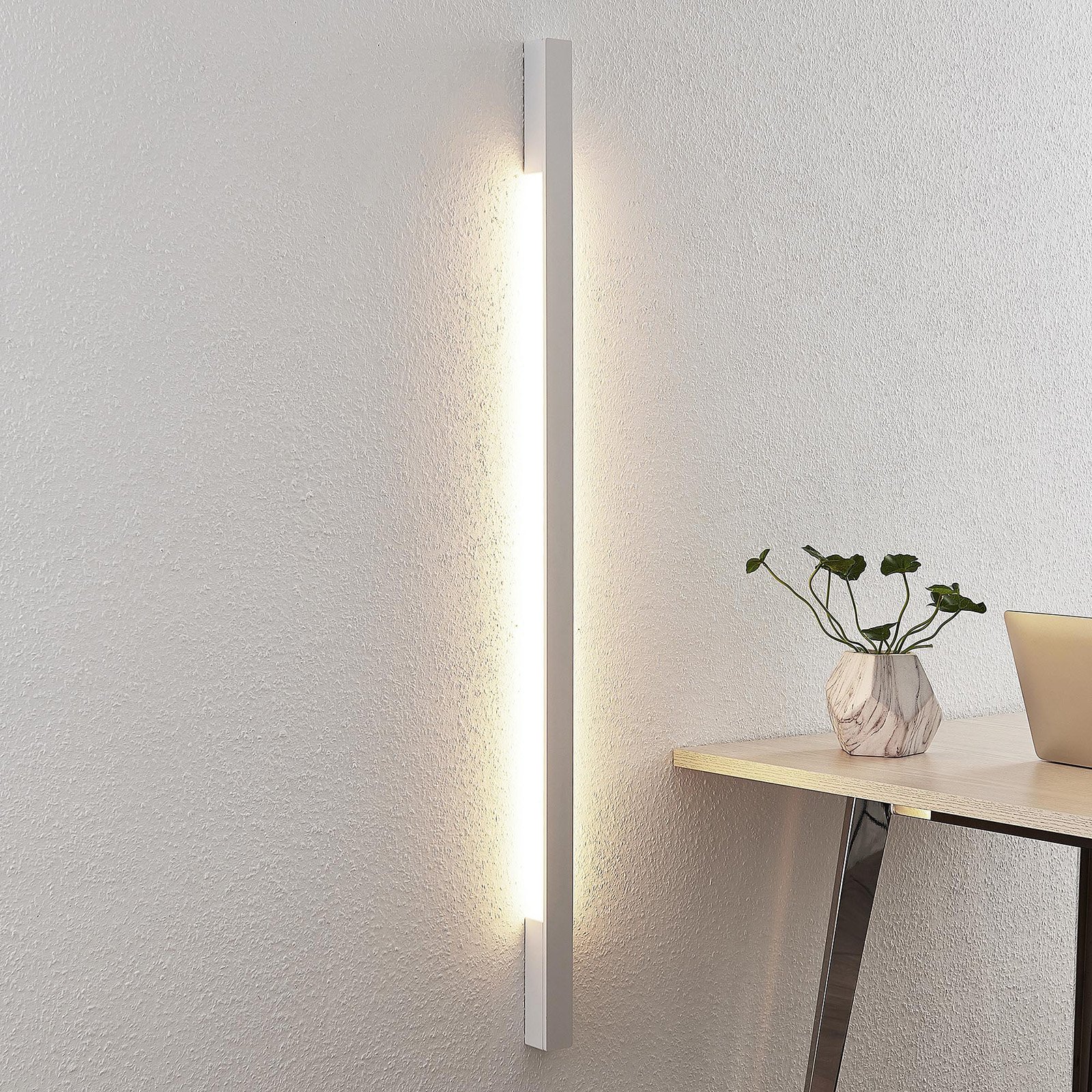 Arcchio Ivano LED-Wandleuchte, 130 cm, weiß