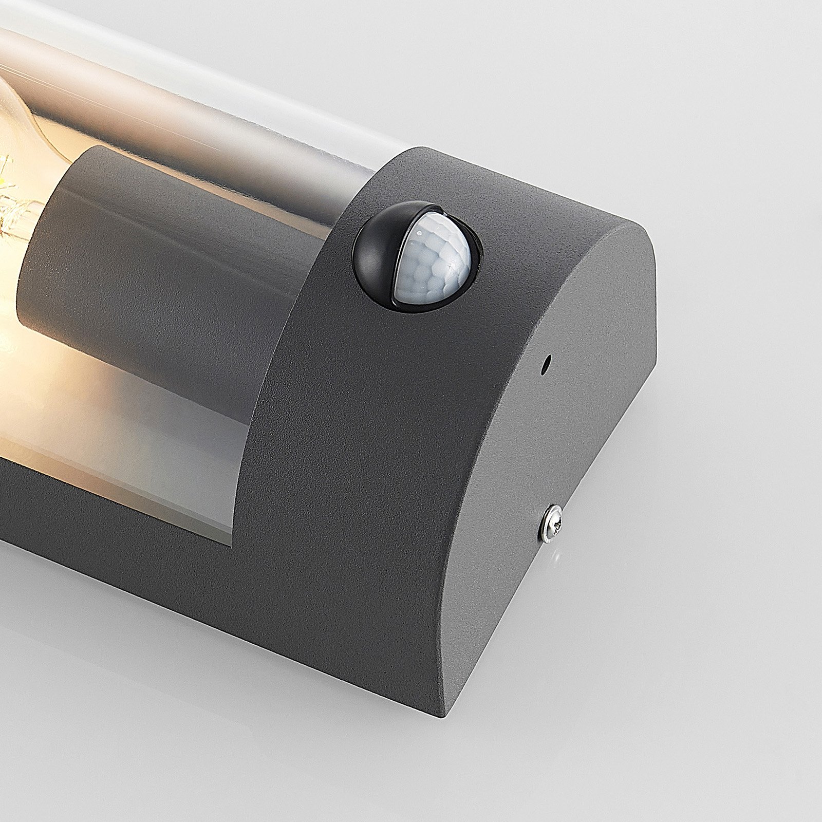 Junias Outdoor Wall Lamp w/Sensor Dark grey - Lindby