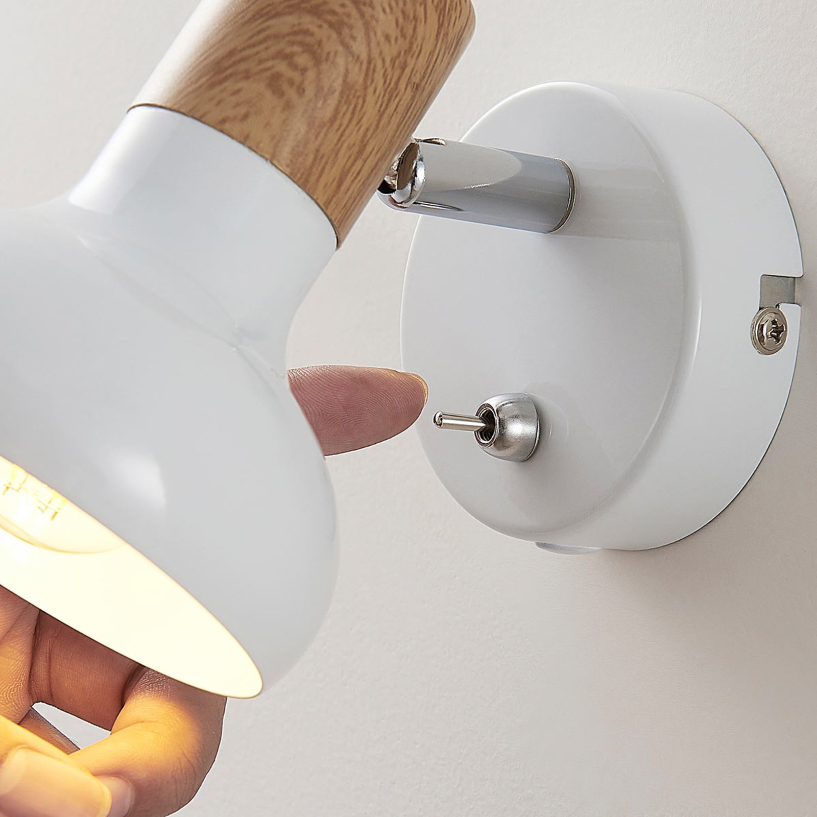 Fridolin Vegglampe White - Lindby