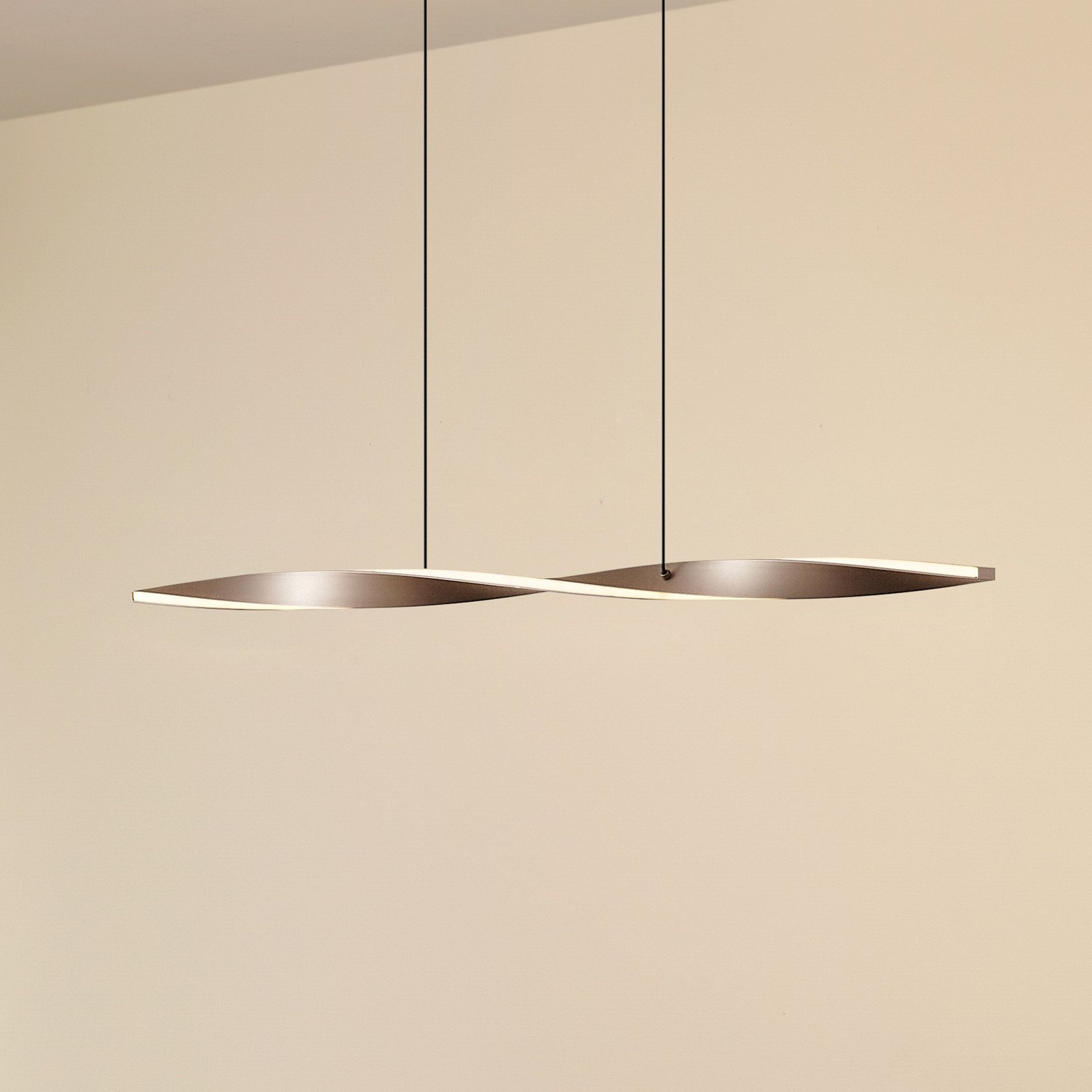 Lindby Lampă suspendată LED Jaren negru/maro 100 cm CCT - Camera de zi / sufragerie - Modern - maro negru - Metal