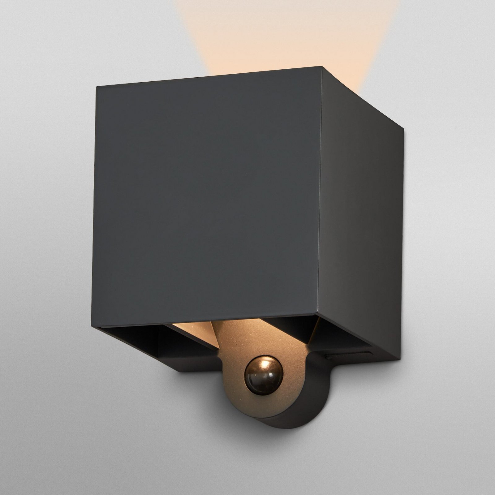 OSRAM LED-Akku-Außenwandlampe ENDURA STYLE Sensor grafit USB