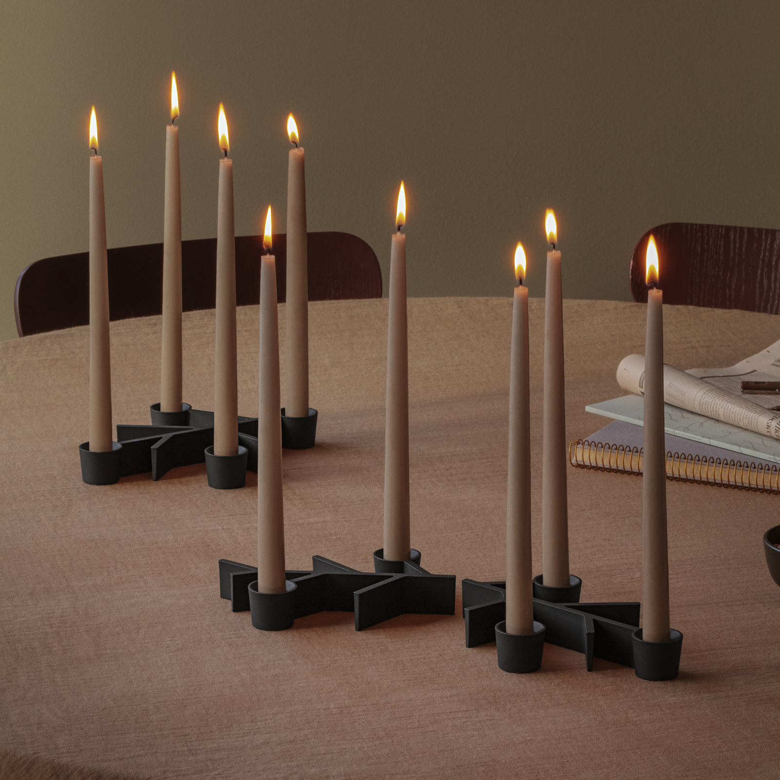 Bougeoir TWIG, noir, 18 x 13 cm, à 2 lampes - Eva Solo Bougeoir TWIG, noir, 18 x 13 cm, à 2 lampes - Eva Solo