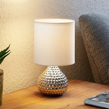 Lindby Tyras stof-bordlampe, hvid keramik, sølv