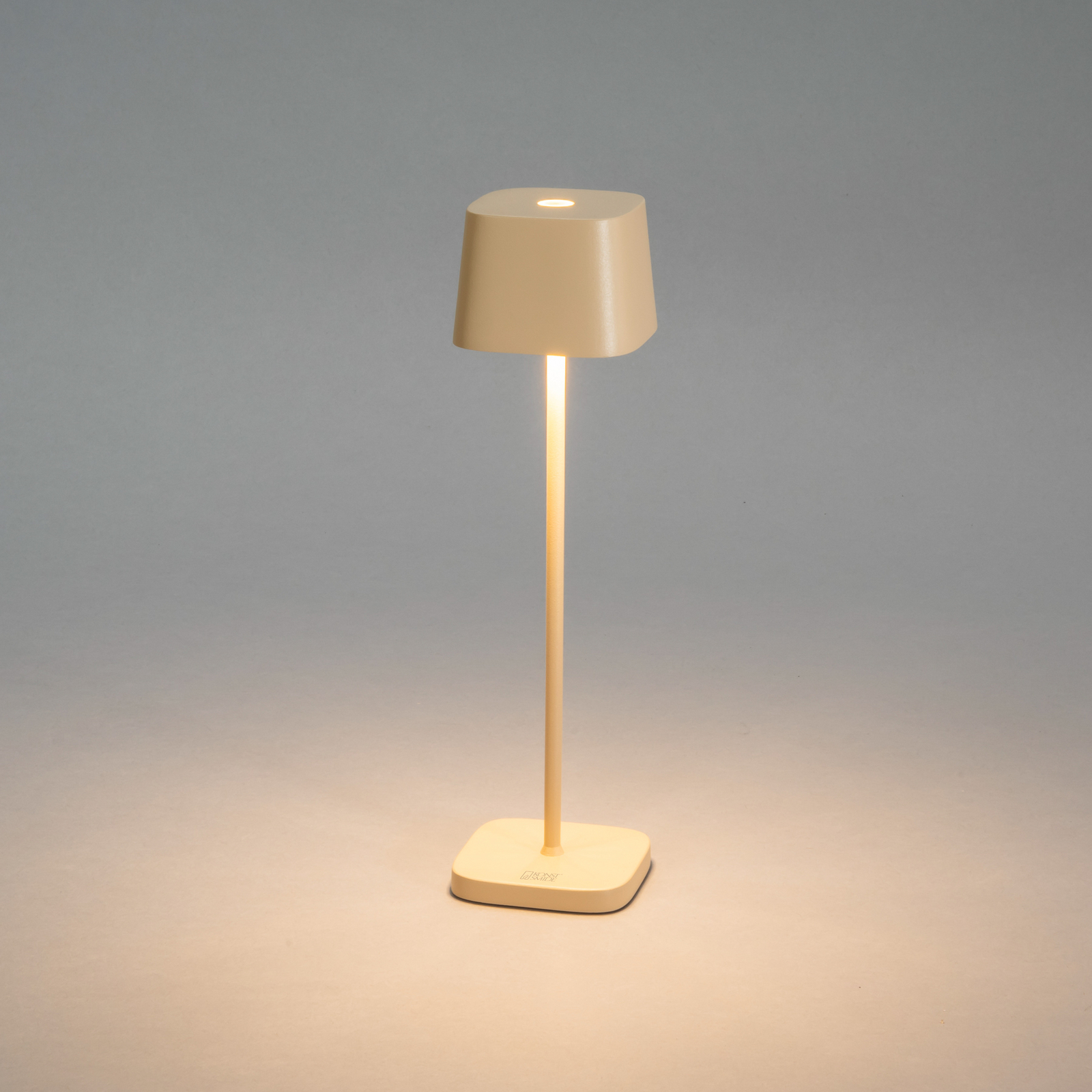 LED tafellamp op accu Capri, hoogte 25 cm, zandkleurig, IP54