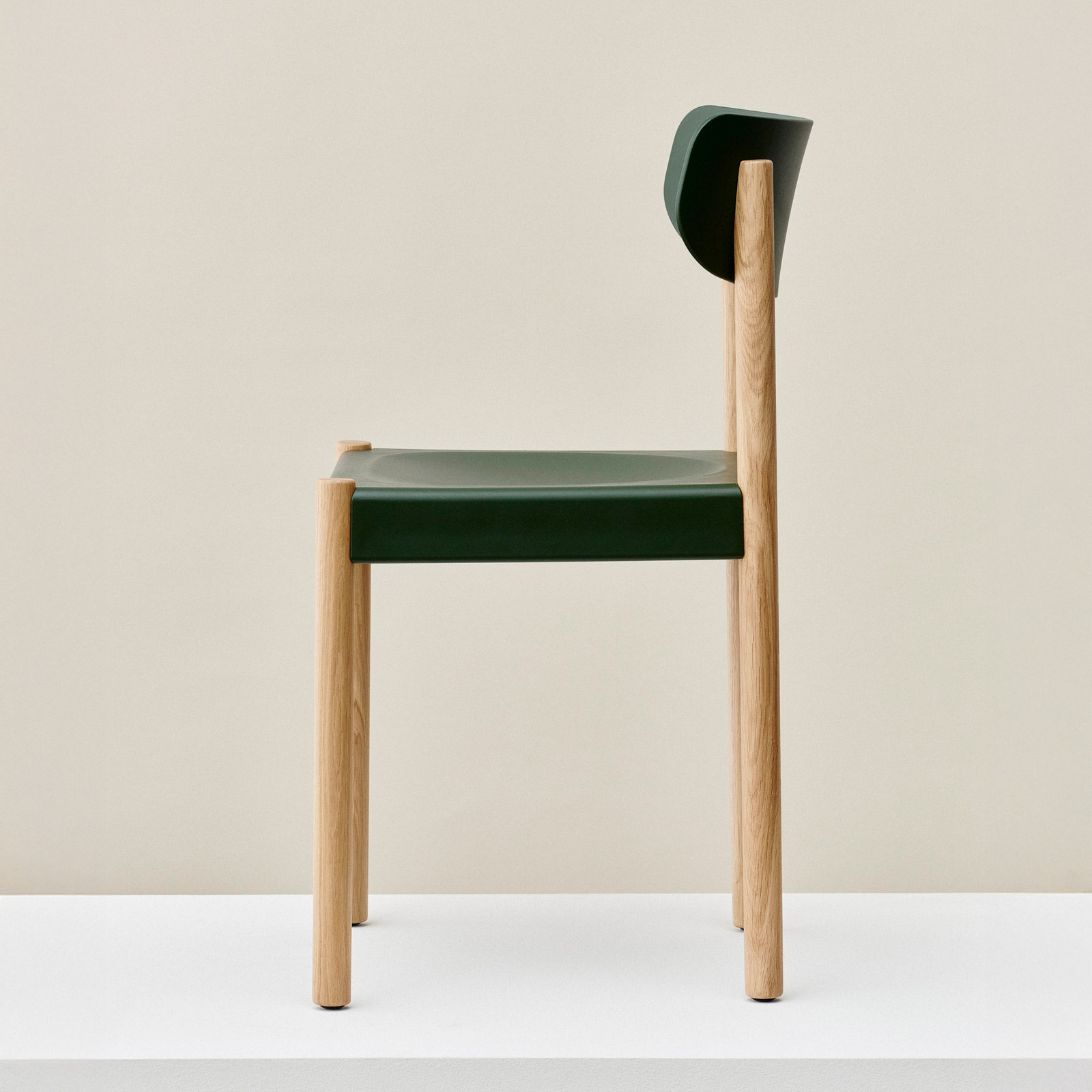 Chaise Pack 10, verte/chêne, hauteur 78 cm, bois - HAY