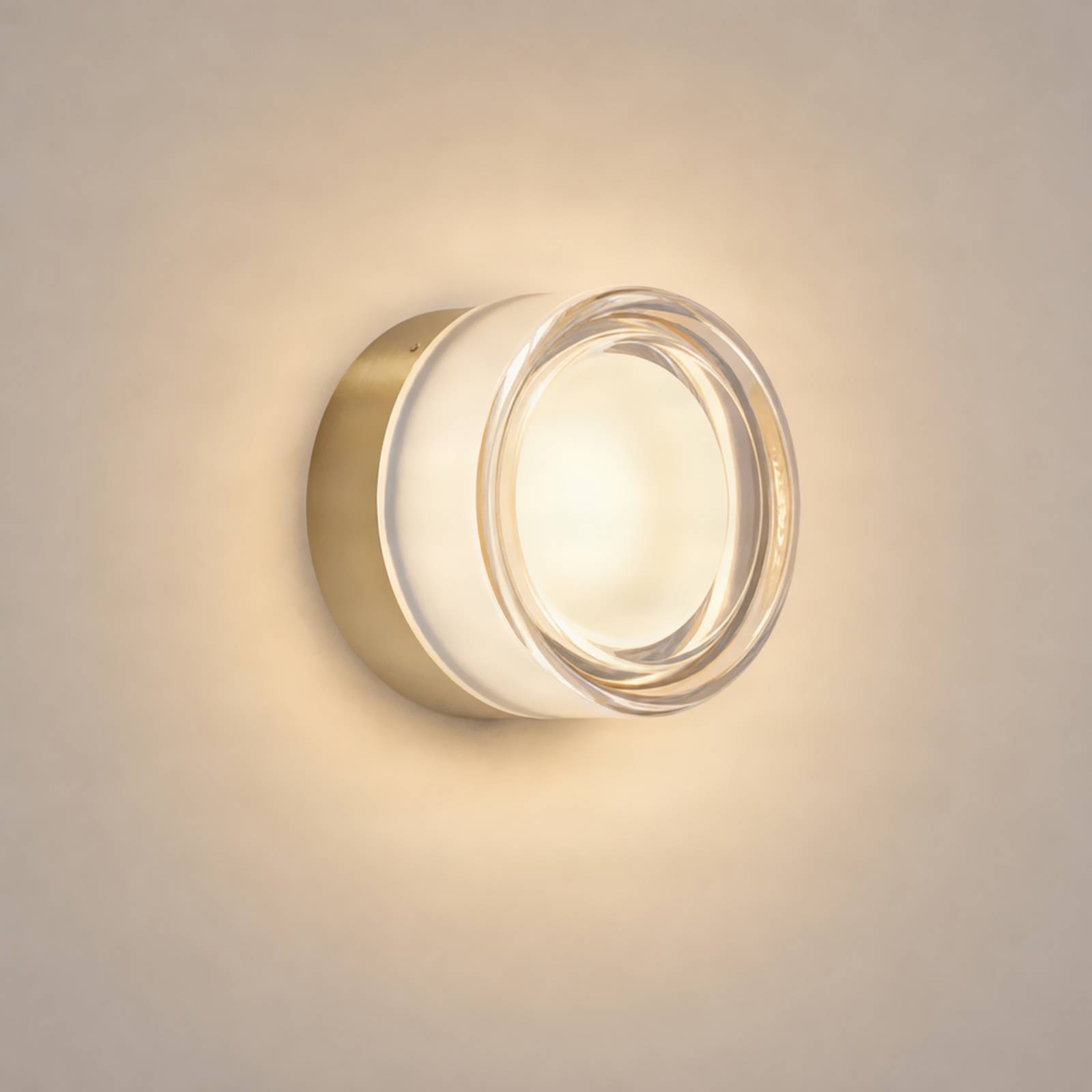 Kinkiet LED Lucande „Somber”, kolor brązowo-bursztynowy, Ø 12,5 cm, IP44