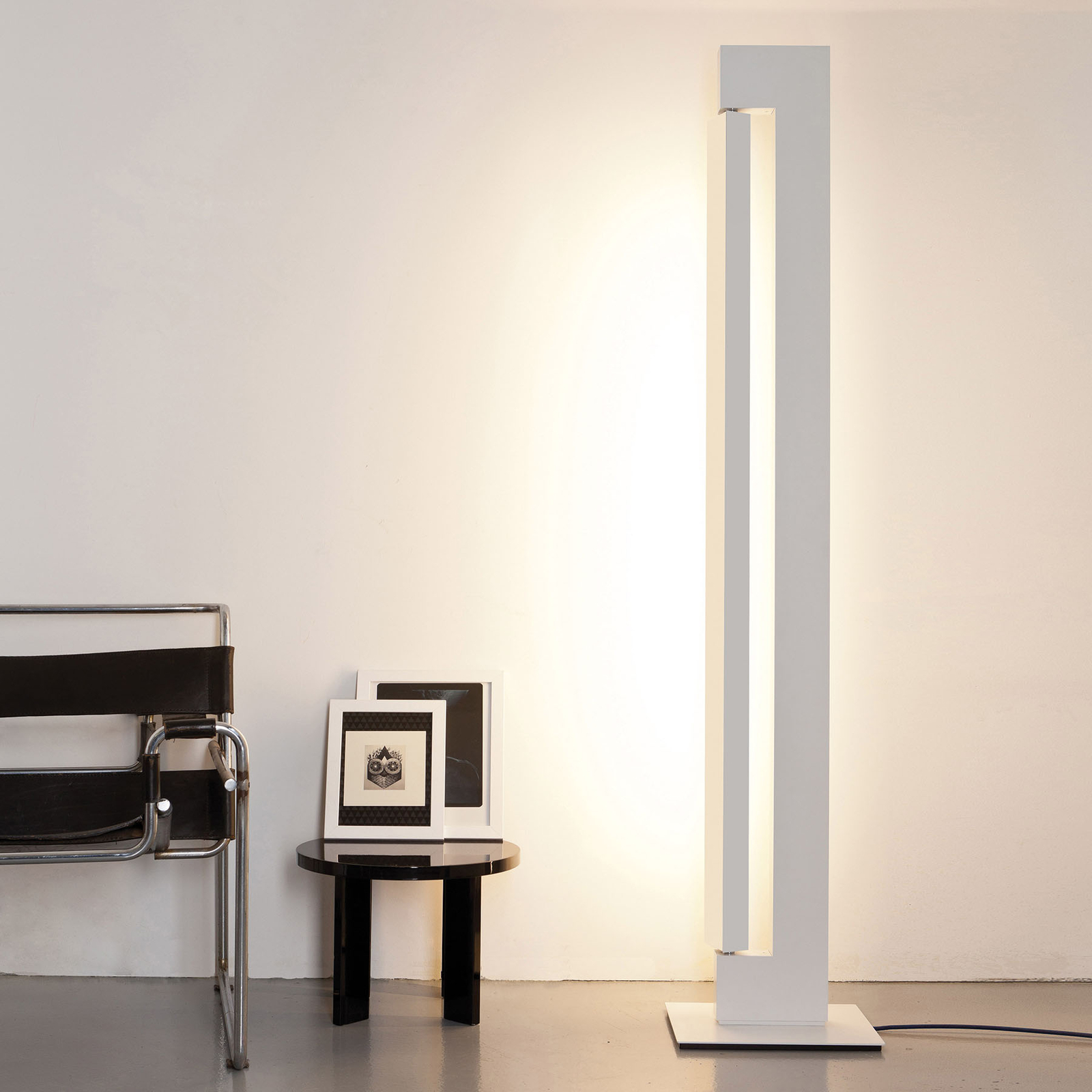 Nemo Ara LED-Stehleuchte dim-to-warm