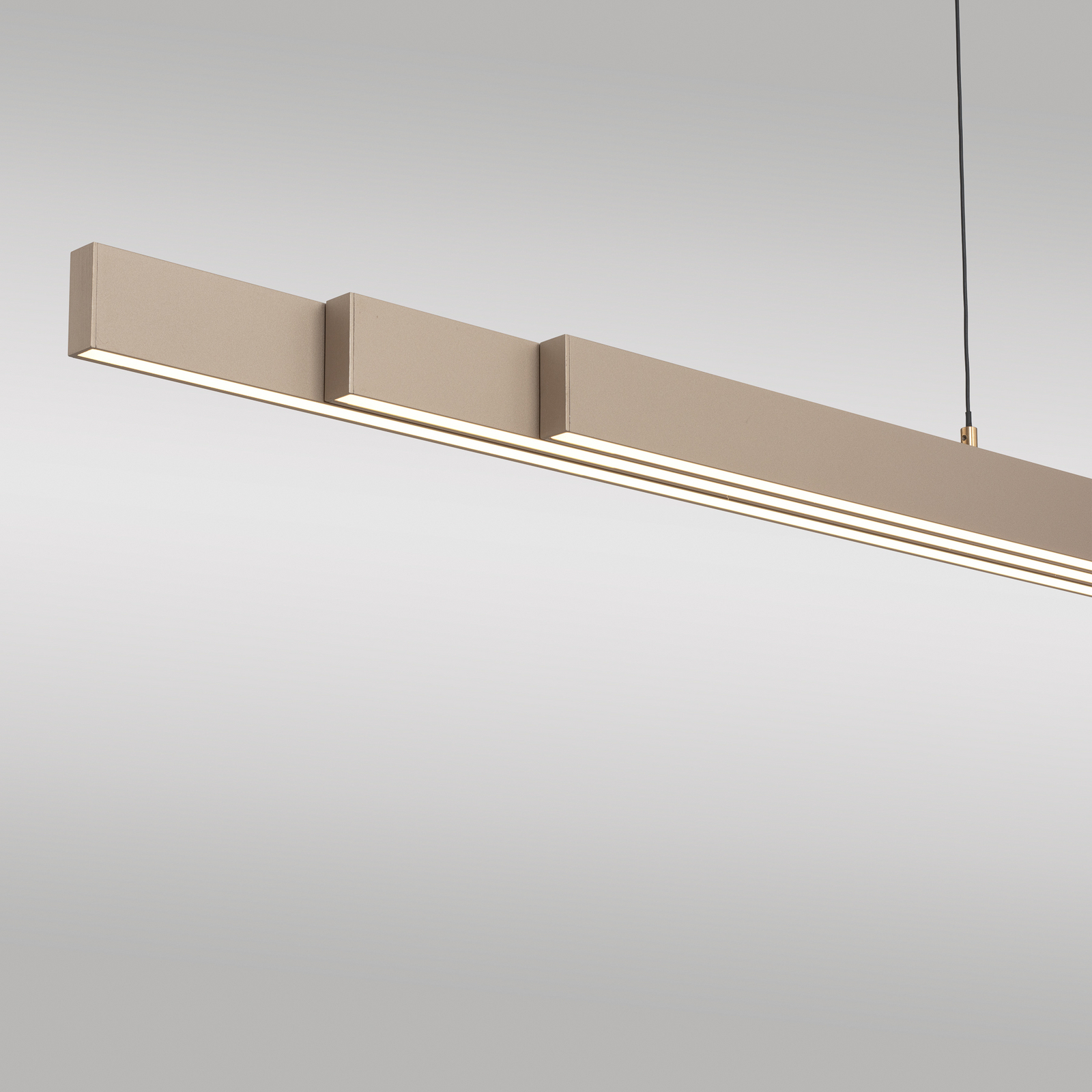 LED pakabinamas šviestuvas „ADRIANA“, bronzos spalvos, ilgis 179 cm, jutiklinis LED pakabinamas šviestuvas „ADRIANA“, bronzos spalvos, ilgis 179 cm, jutiklinis