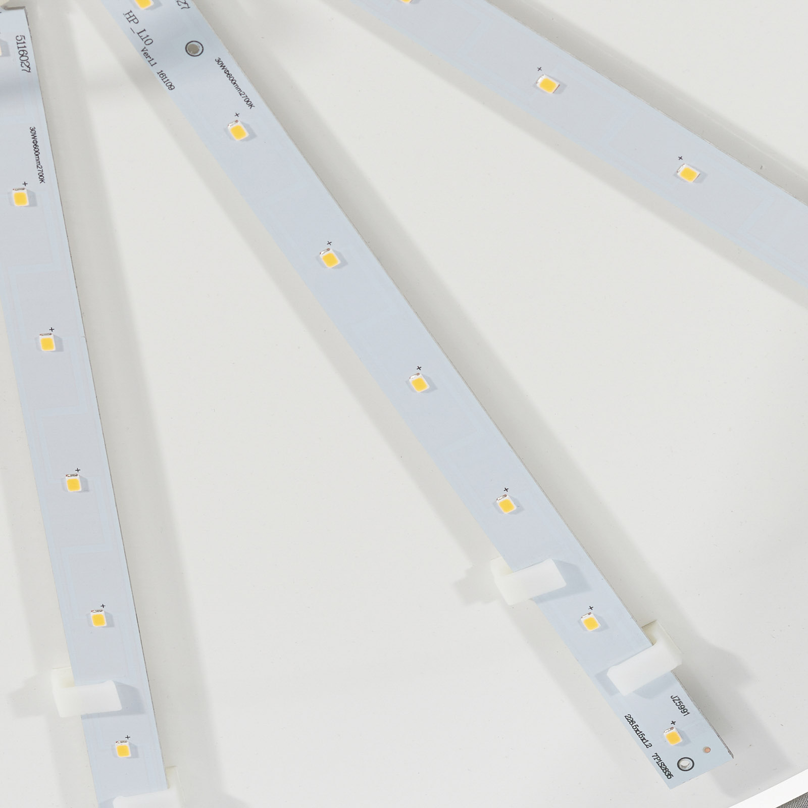 Aurelia - dimmable LED ceiling light