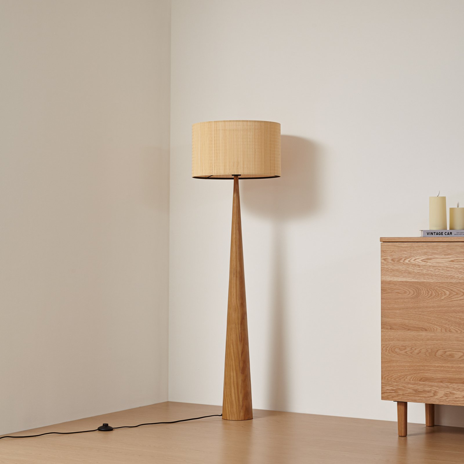 Lucande Fabrena floor lamp, natural colour, bamboo, height 138 cm