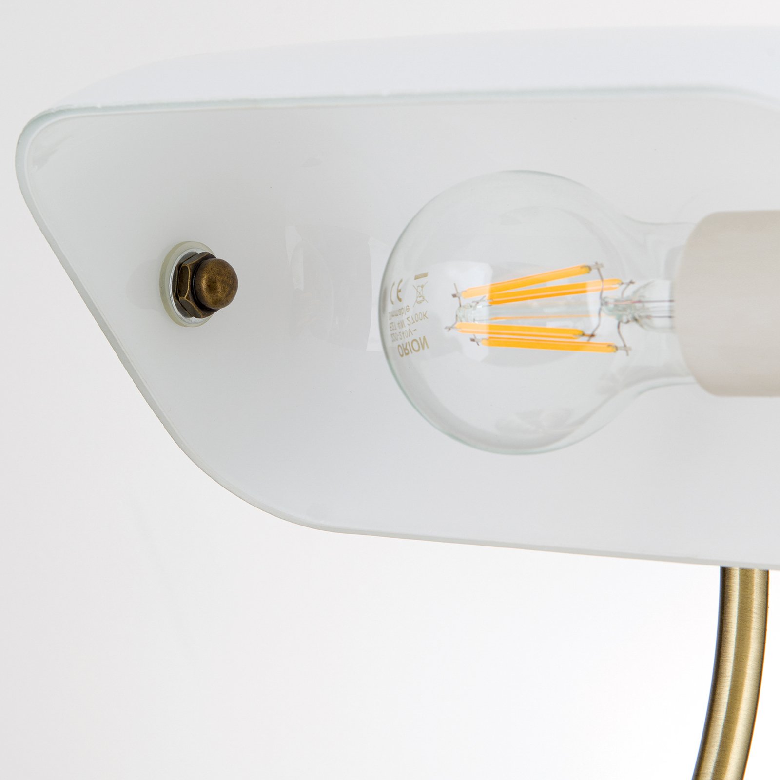 Onella bordslampa i bankirlampa opal