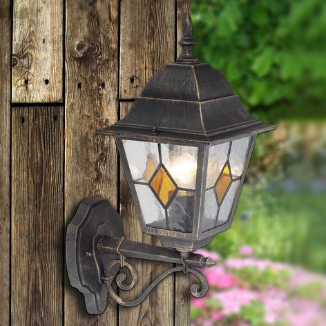 Jason - buitenwandlamp met rustieke charme