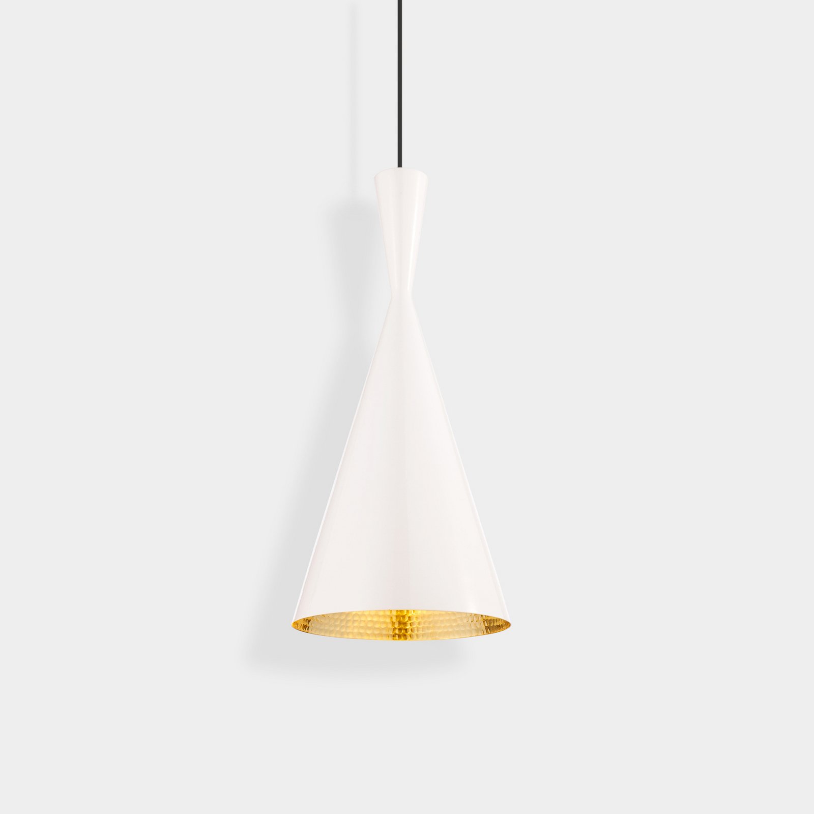 Tom Dixon LED-Hängelampe Beat Tall, weiß, Ø 19 cm, Messing