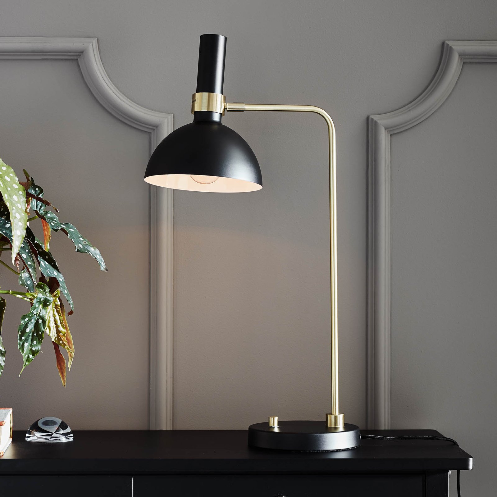 Larry Bordlampe Sort Messing - Markslöjd