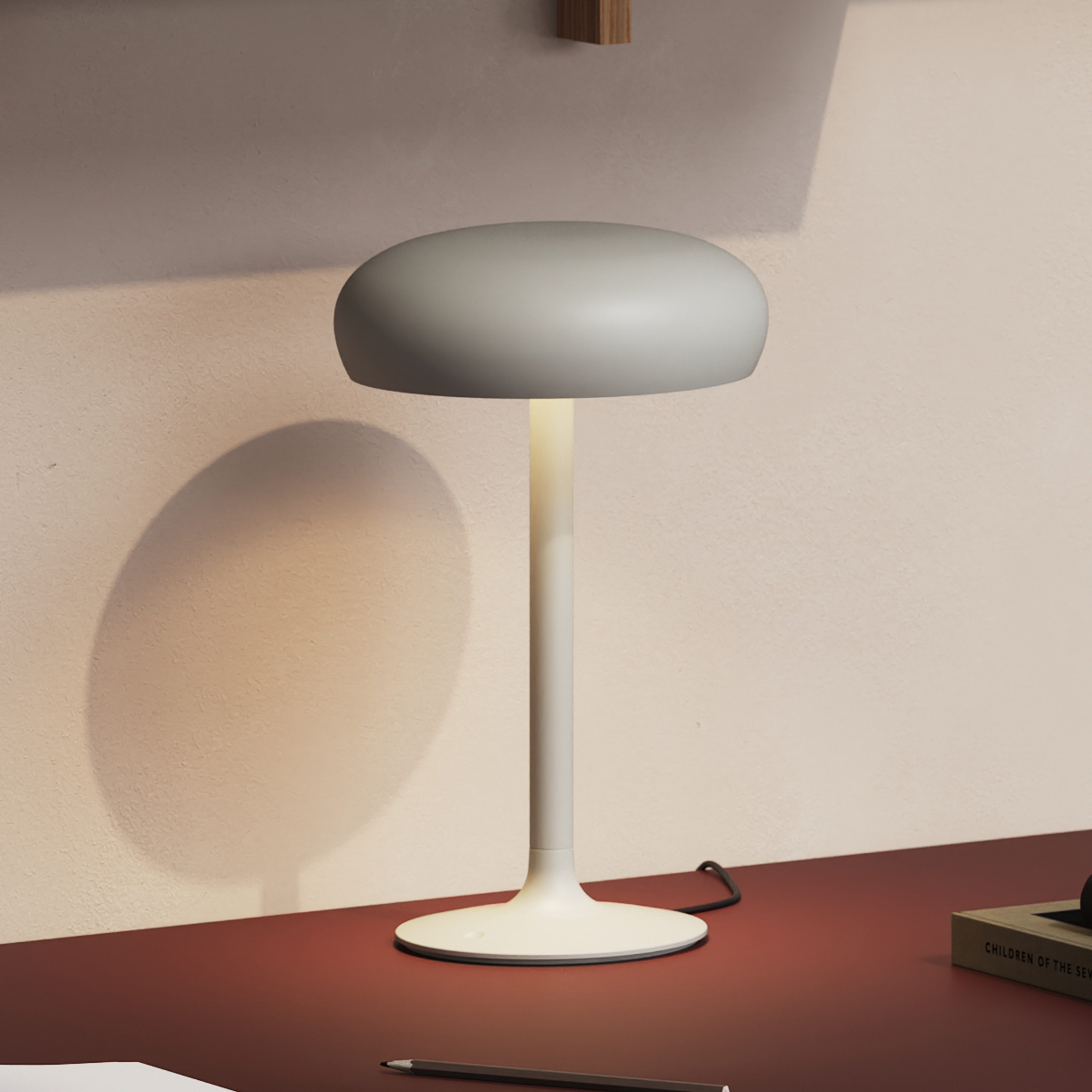 EVA Solo LED galda lampa Emendo, pelēkā krāsā, aptumšojama