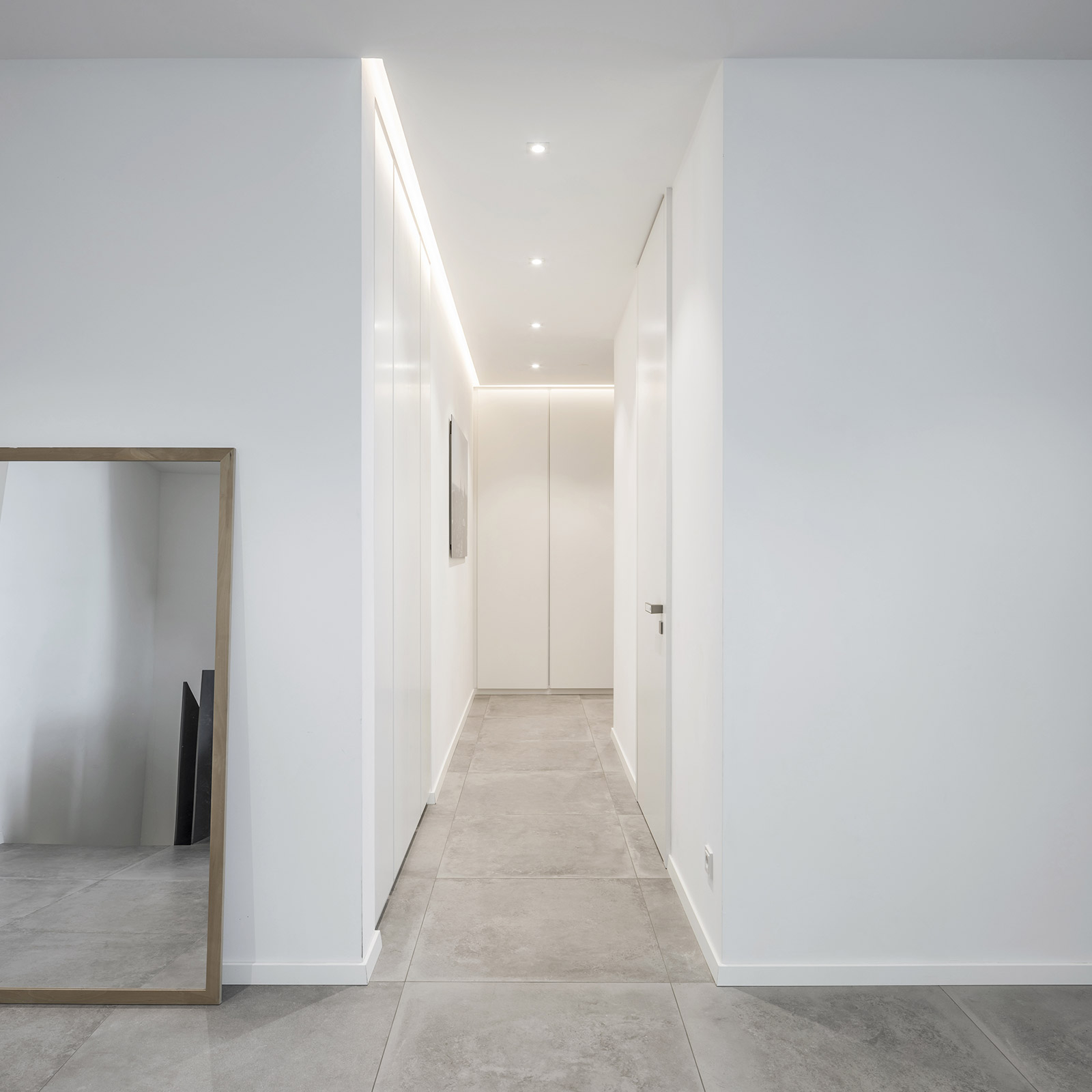 BRUMBERG LED-Einbaustrahler IP65 eckig dimmbar