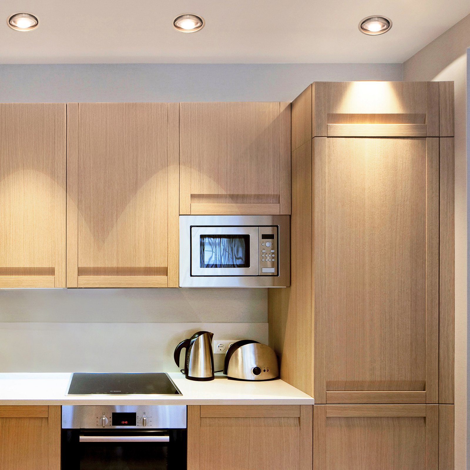 Megatron Solo Intro LED ugradbena svjetiljka, titan