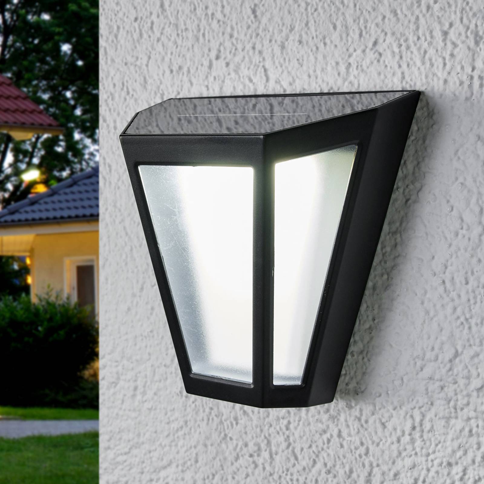 Lindby LED solar wall light Yago, frosted lampshade, plastic, 0.2 W, W: 15 cm, H: 15 cm