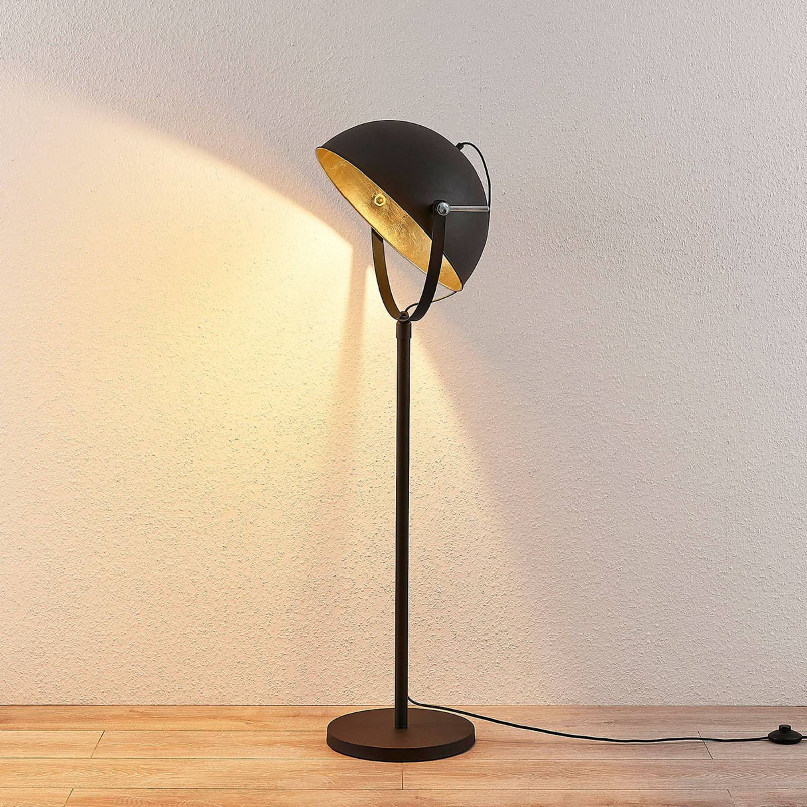 Lampa stojąca Lindby Muriel, 1-punktowa, czarny/złoty, metal