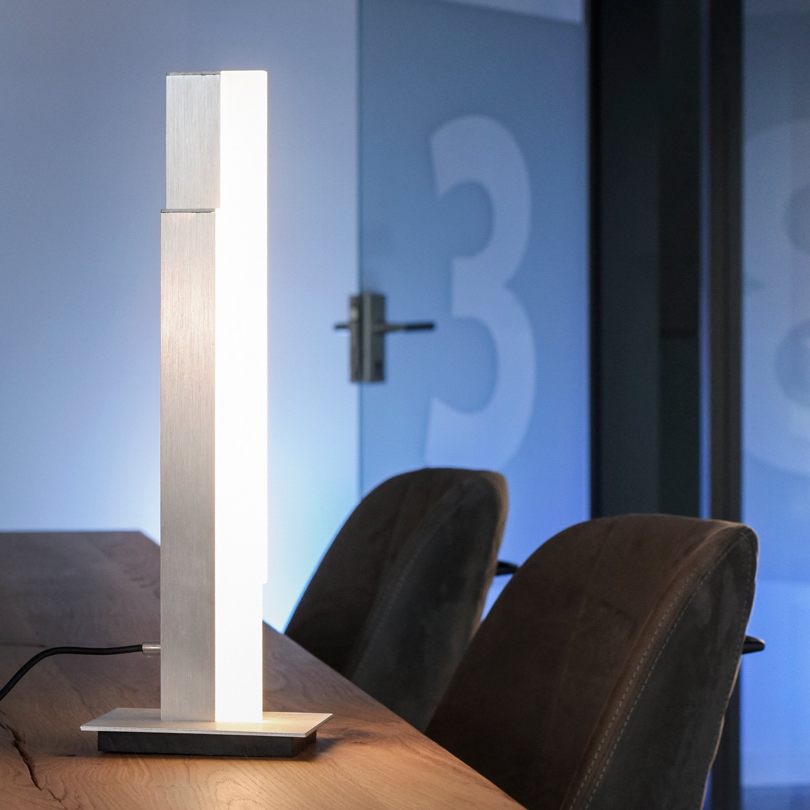Paul Neuhaus Q-TOWER lampada da tavolo LED